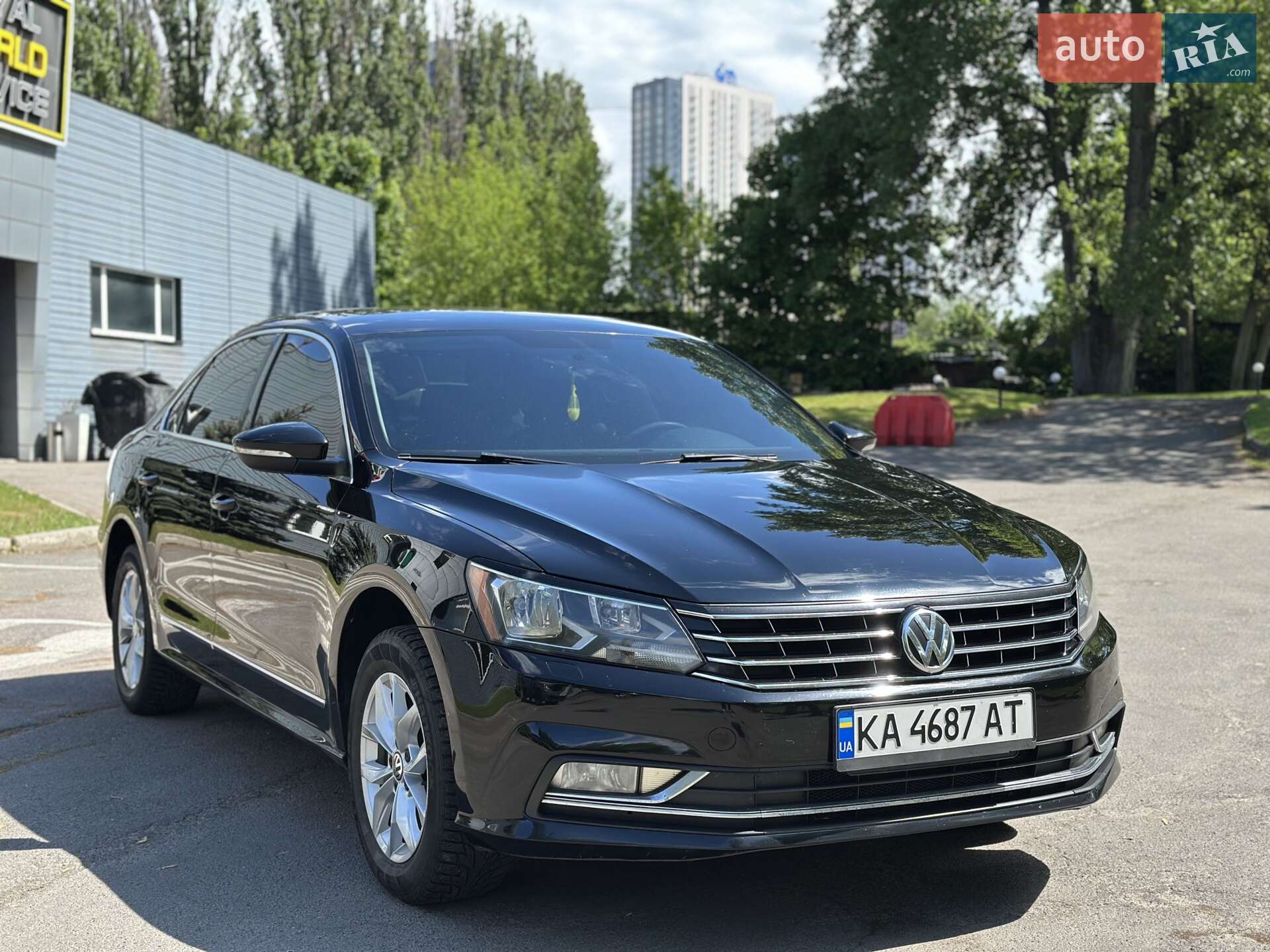 VOLKSWAGEN PASSAT 2016