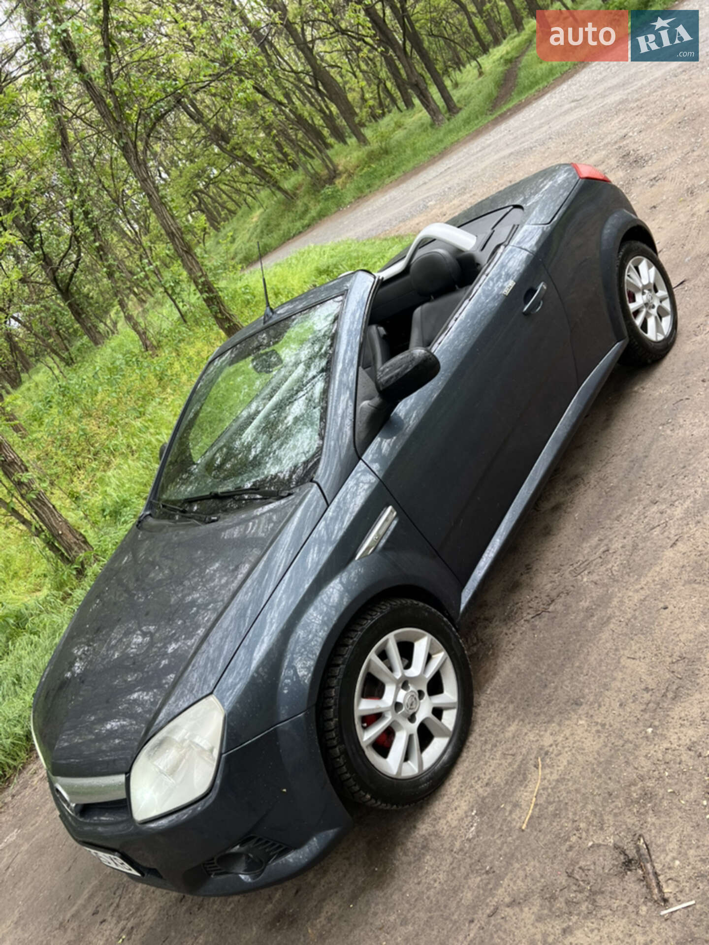 OPEL TIGRA 2006