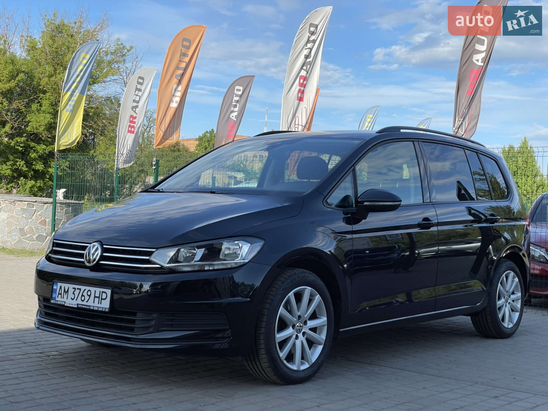 Головне фото звіту автомобіля VOLKSWAGEN TOURAN 2020