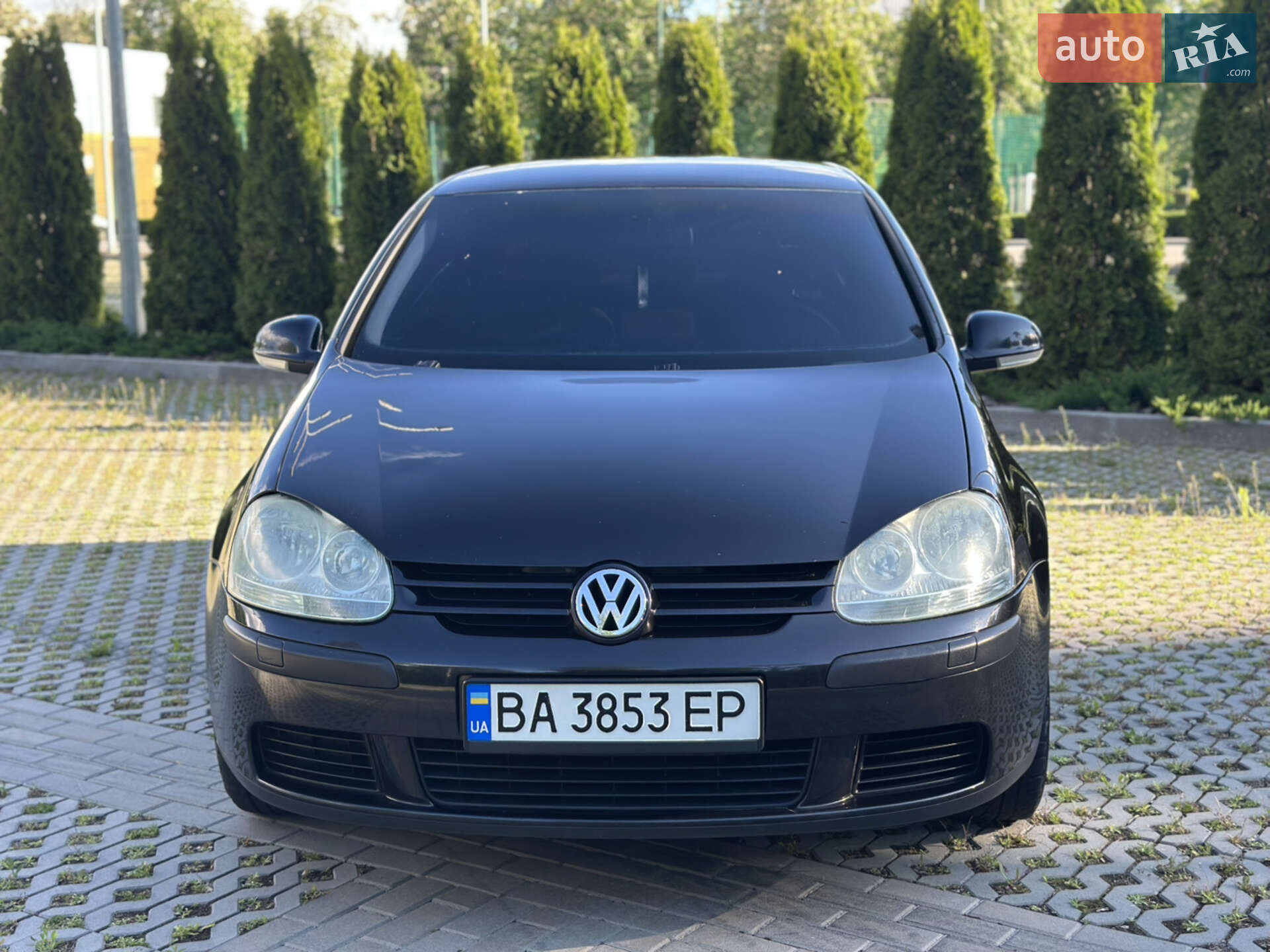 VOLKSWAGEN GOLF 2004