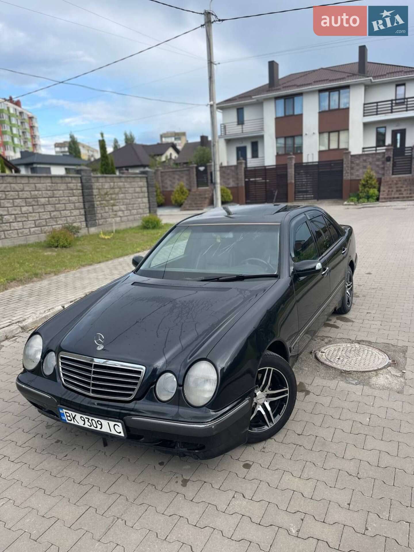 MERCEDES-BENZ E 270 CDI 2001