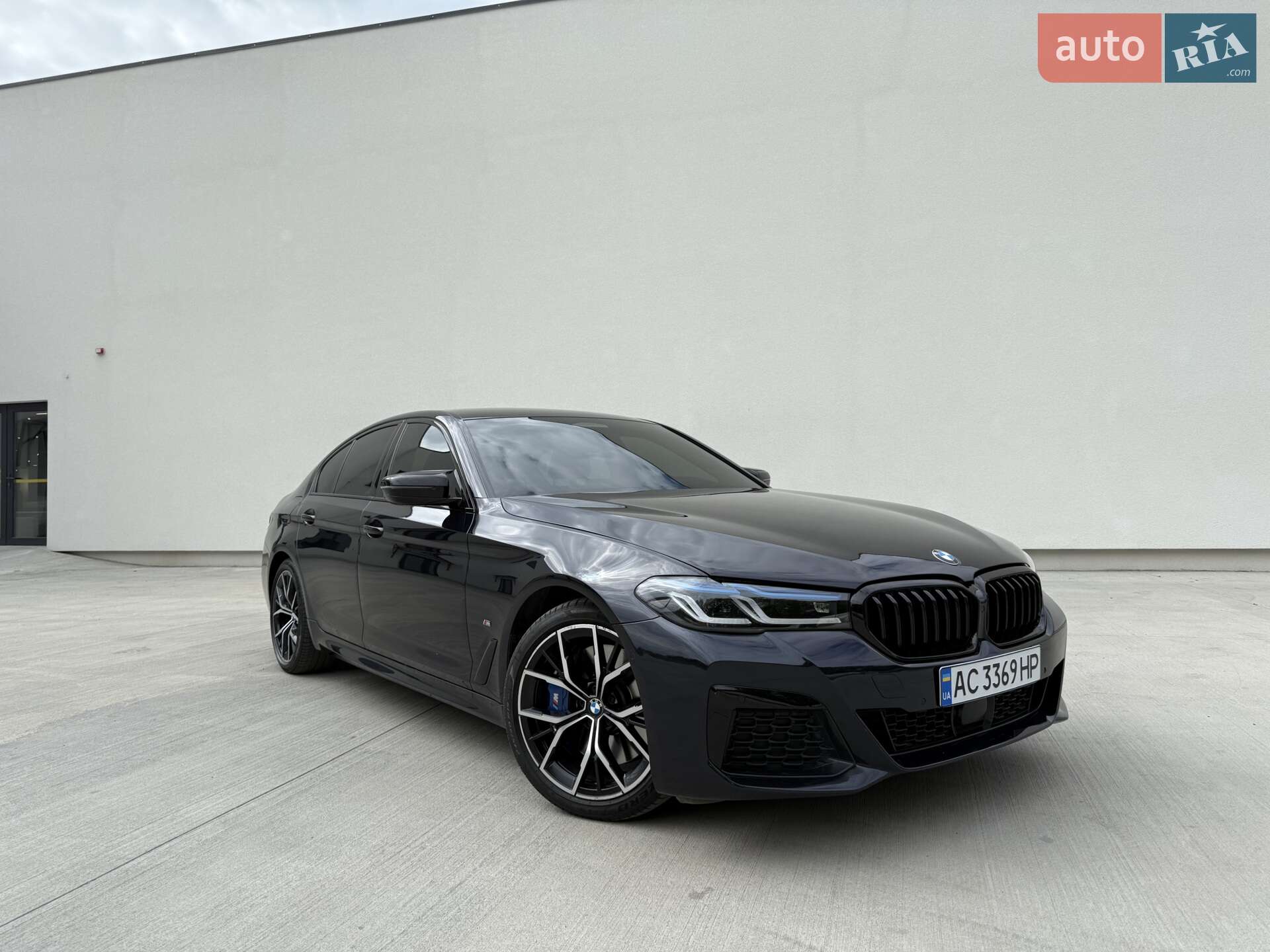 BMW 545E XDRIVE 2021