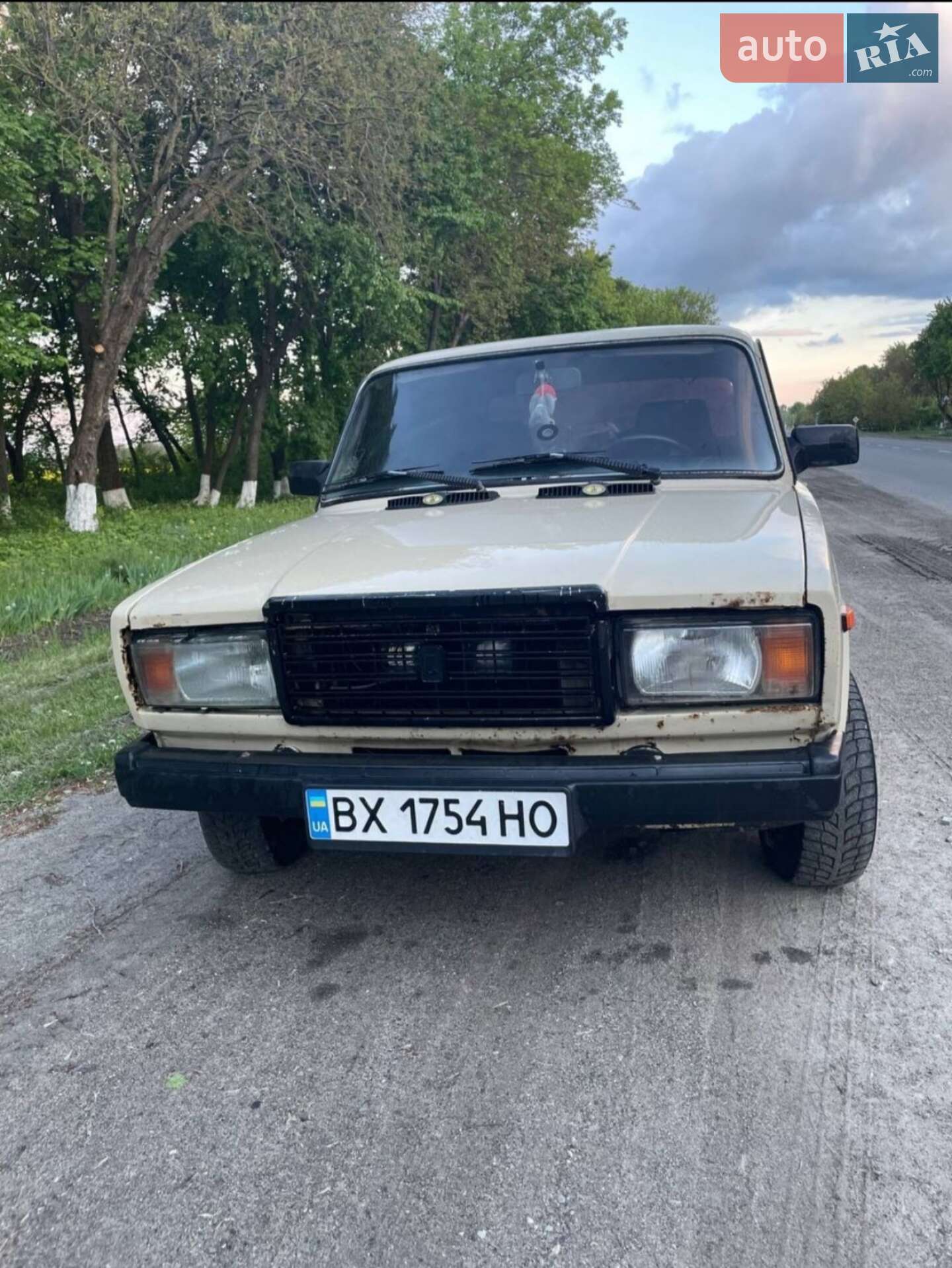 ВАЗ 2107 1988