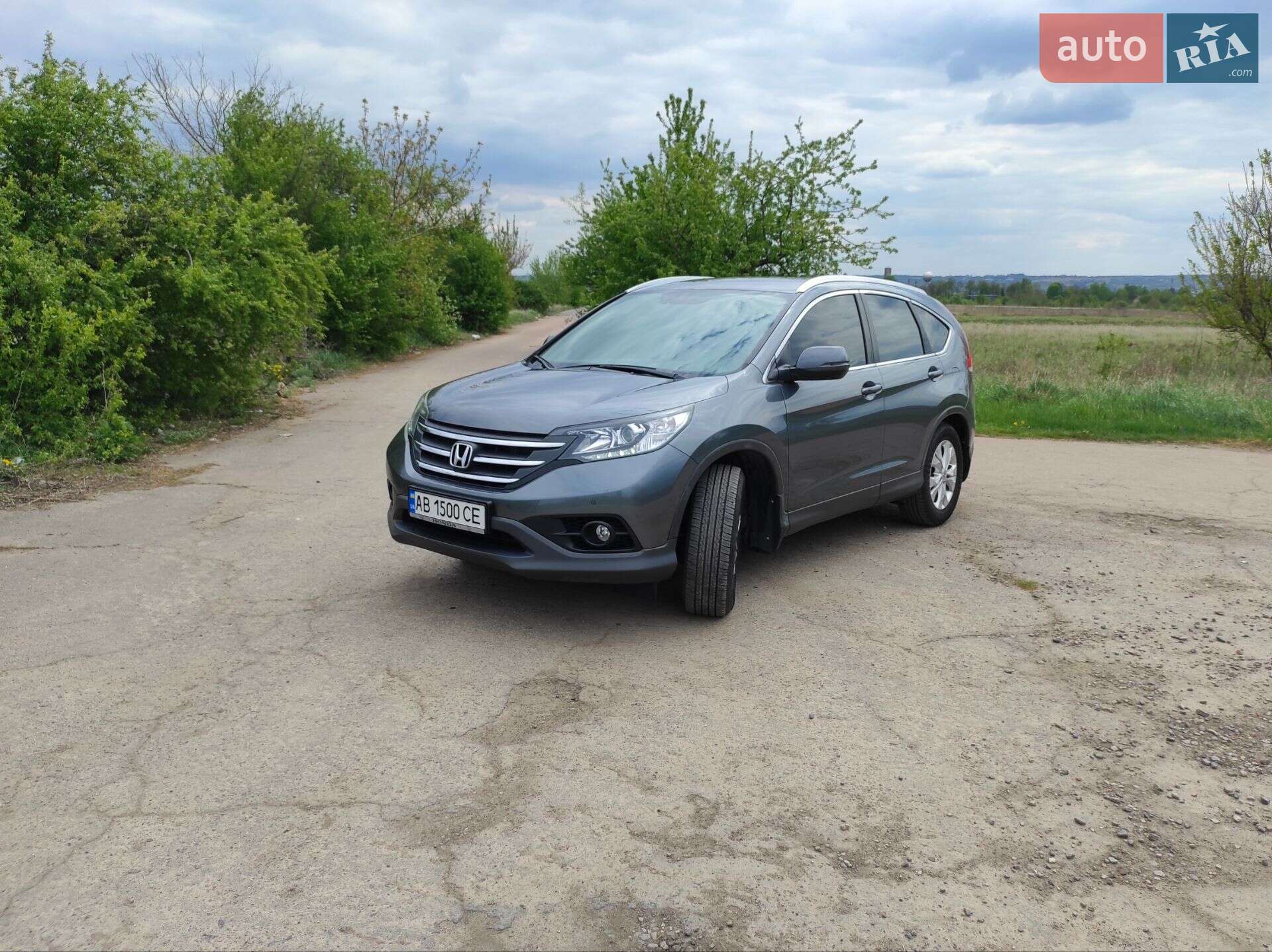 Головне фото звіту автомобіля HONDA CR-V 2014