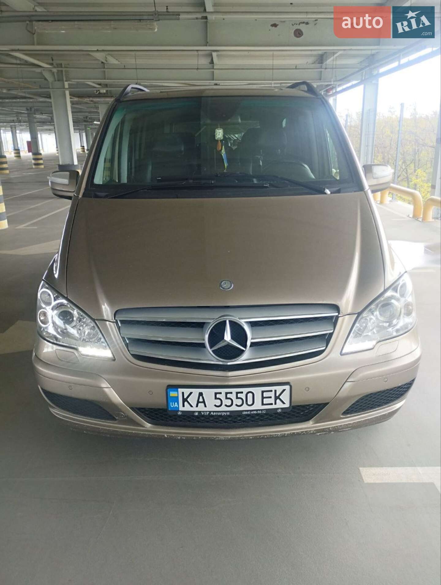 MERCEDES-BENZ VIANO 2012