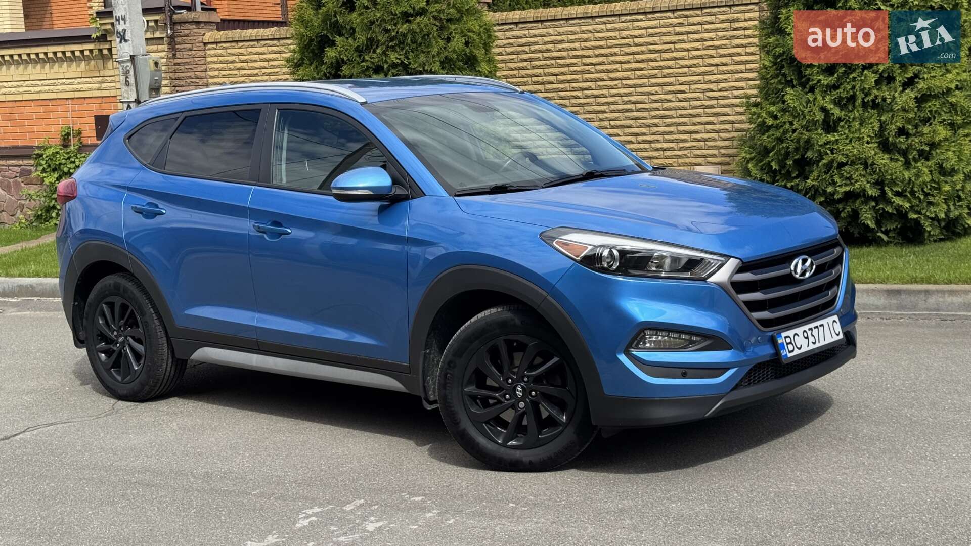 Головне фото звіту автомобіля HYUNDAI TUCSON 2017