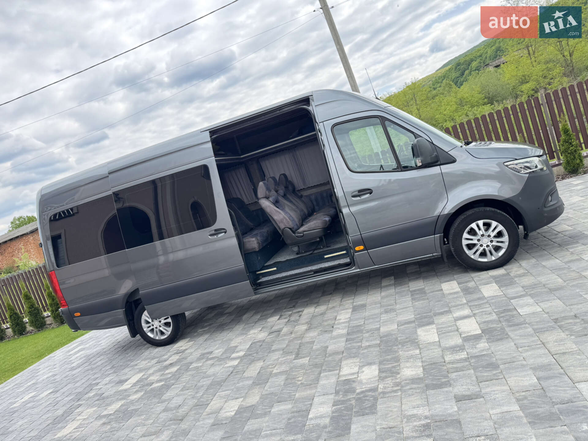 MERCEDES-BENZ SPRINTER 319 CDI 2020
