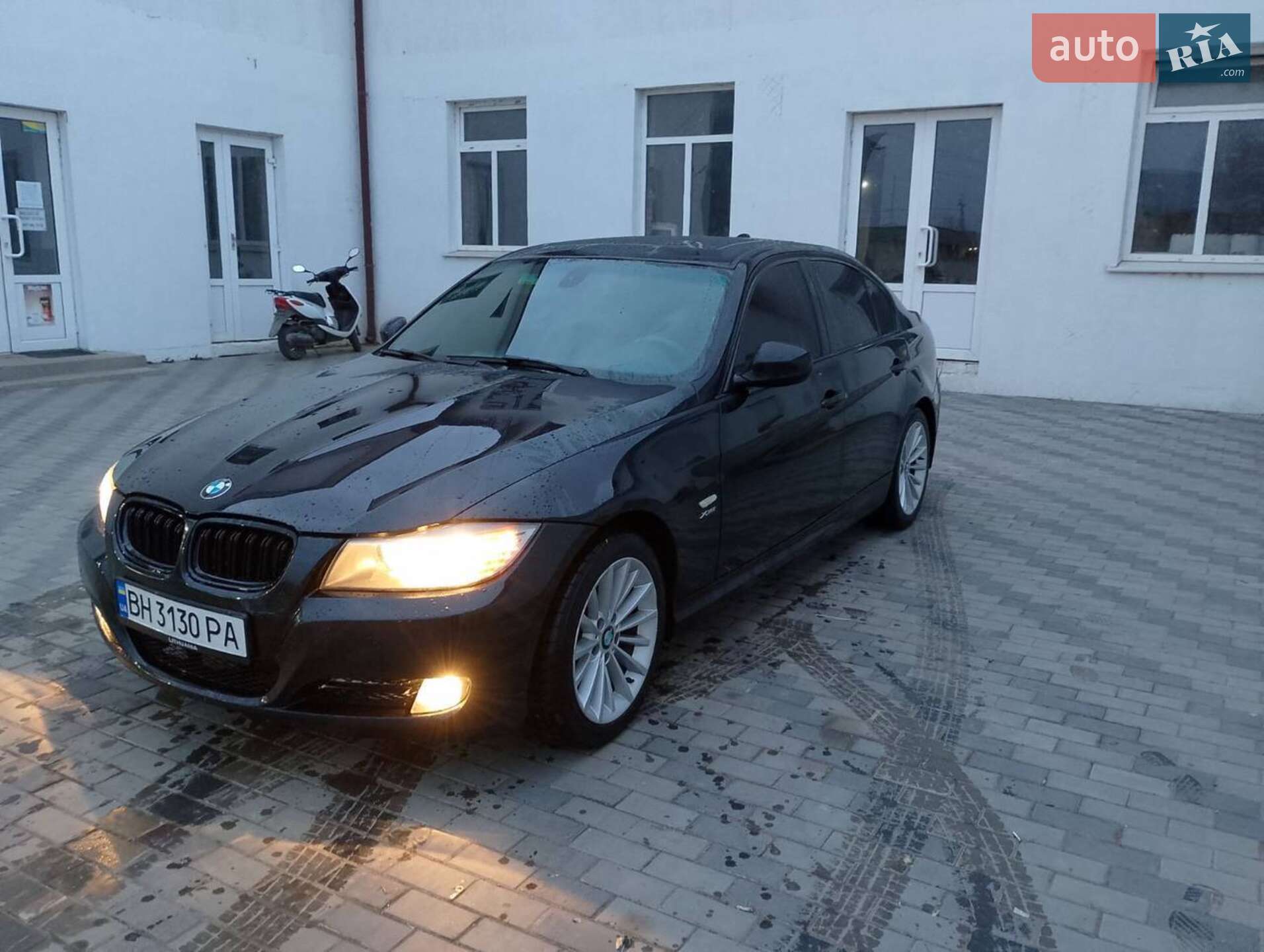 BMW 328XI 2010