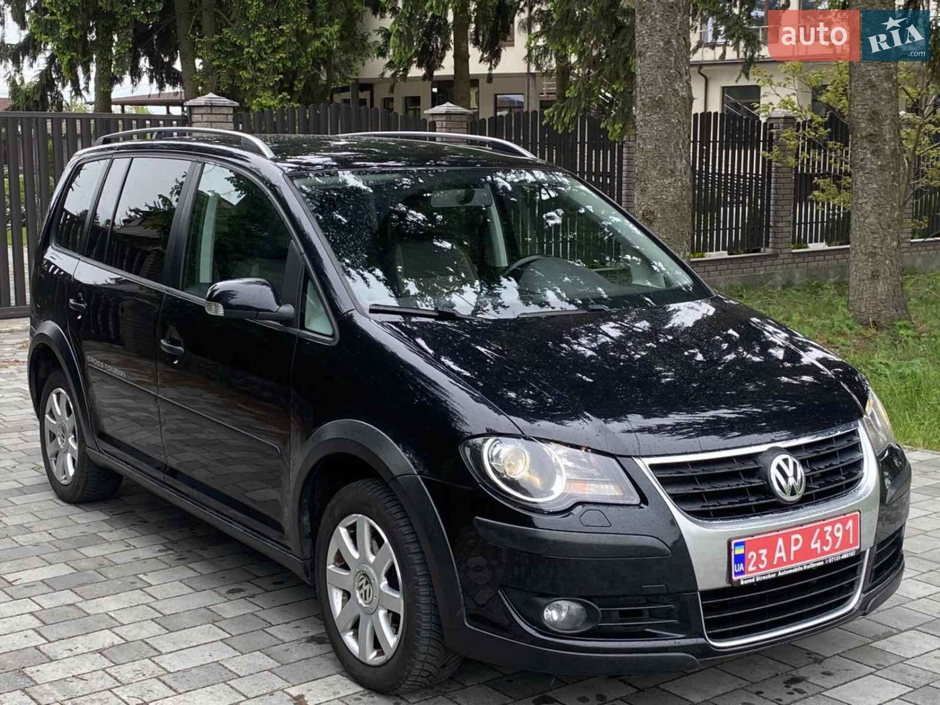 VOLKSWAGEN TOURAN 2008