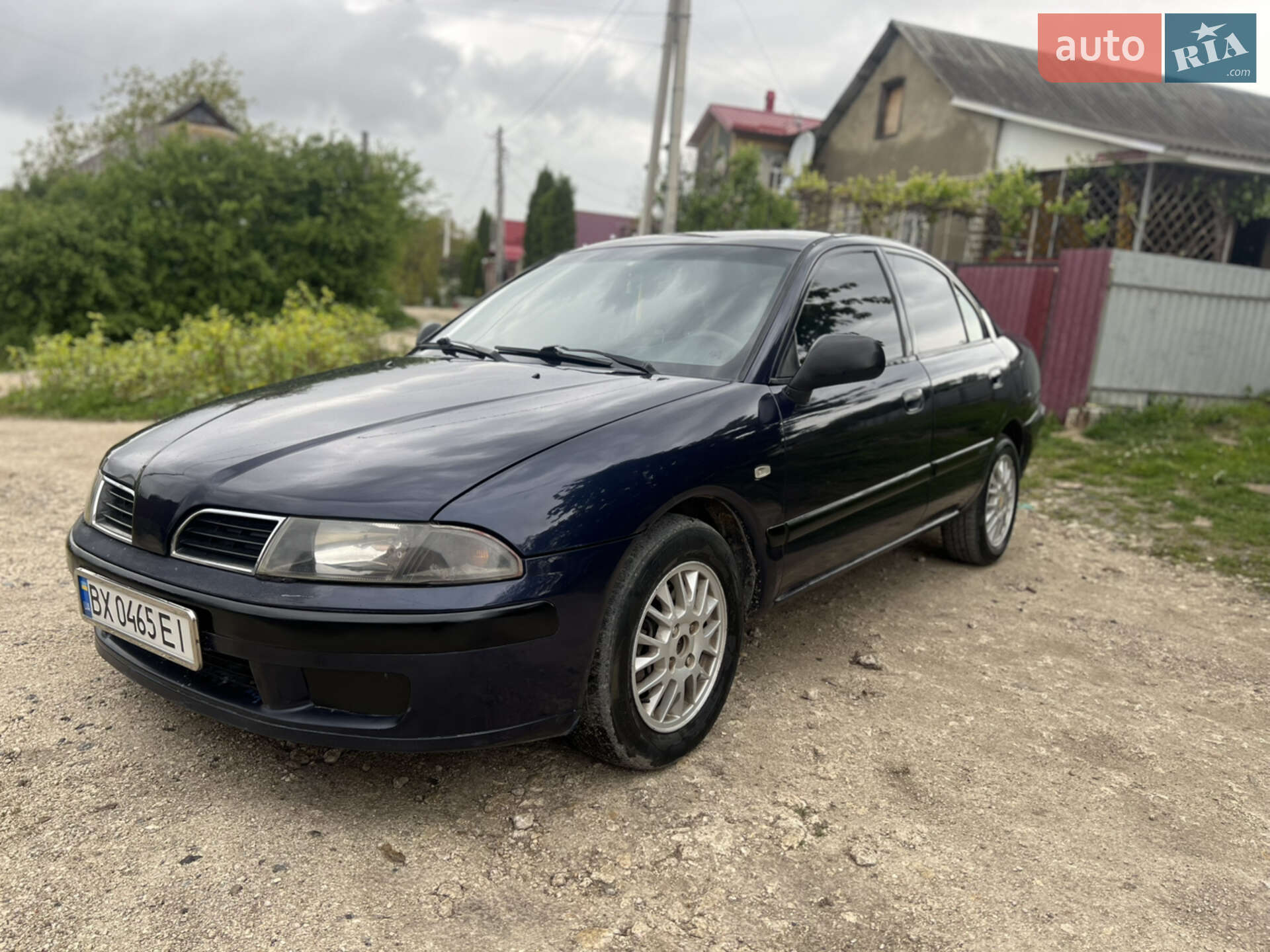 MITSUBISHI CARISMA 2002