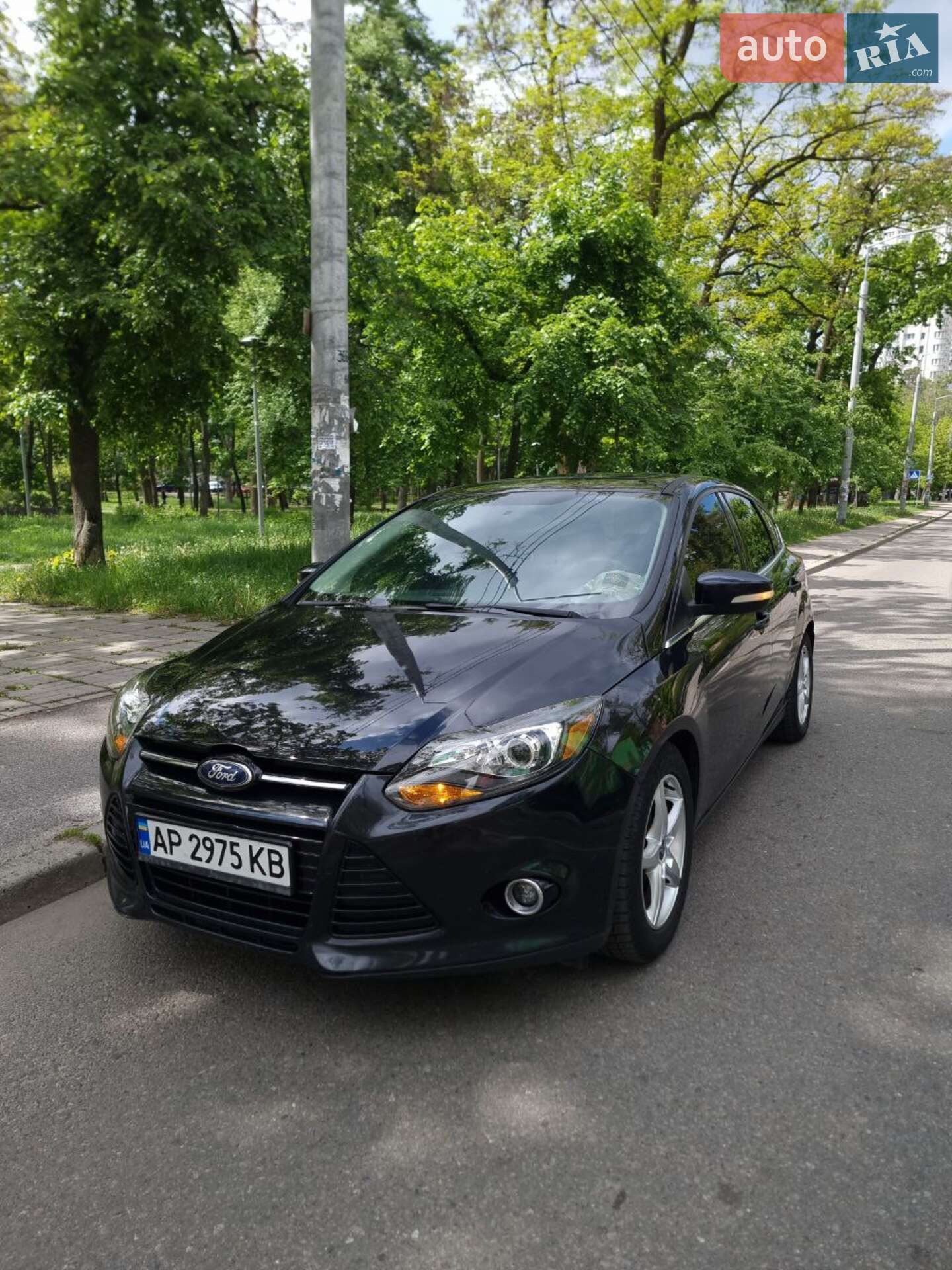 Головне фото звіту автомобіля FORD FOCUS 2012