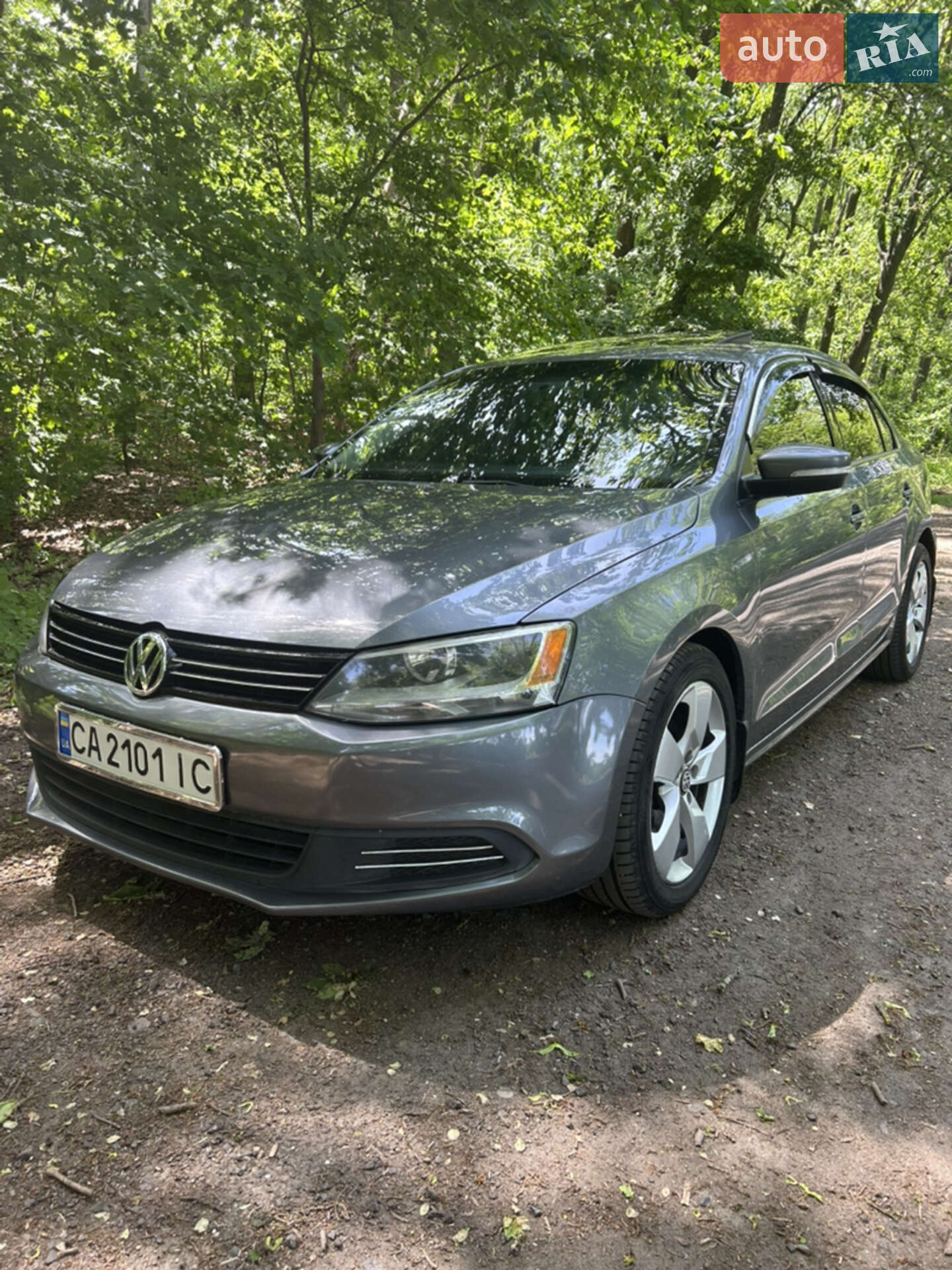 VOLKSWAGEN JETTA 2012