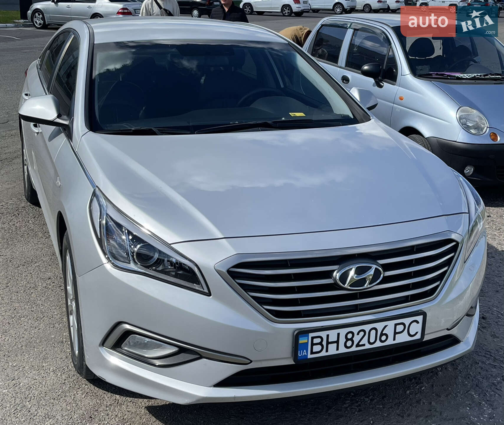 Головне фото звіту автомобіля HYUNDAI SONATA 2015