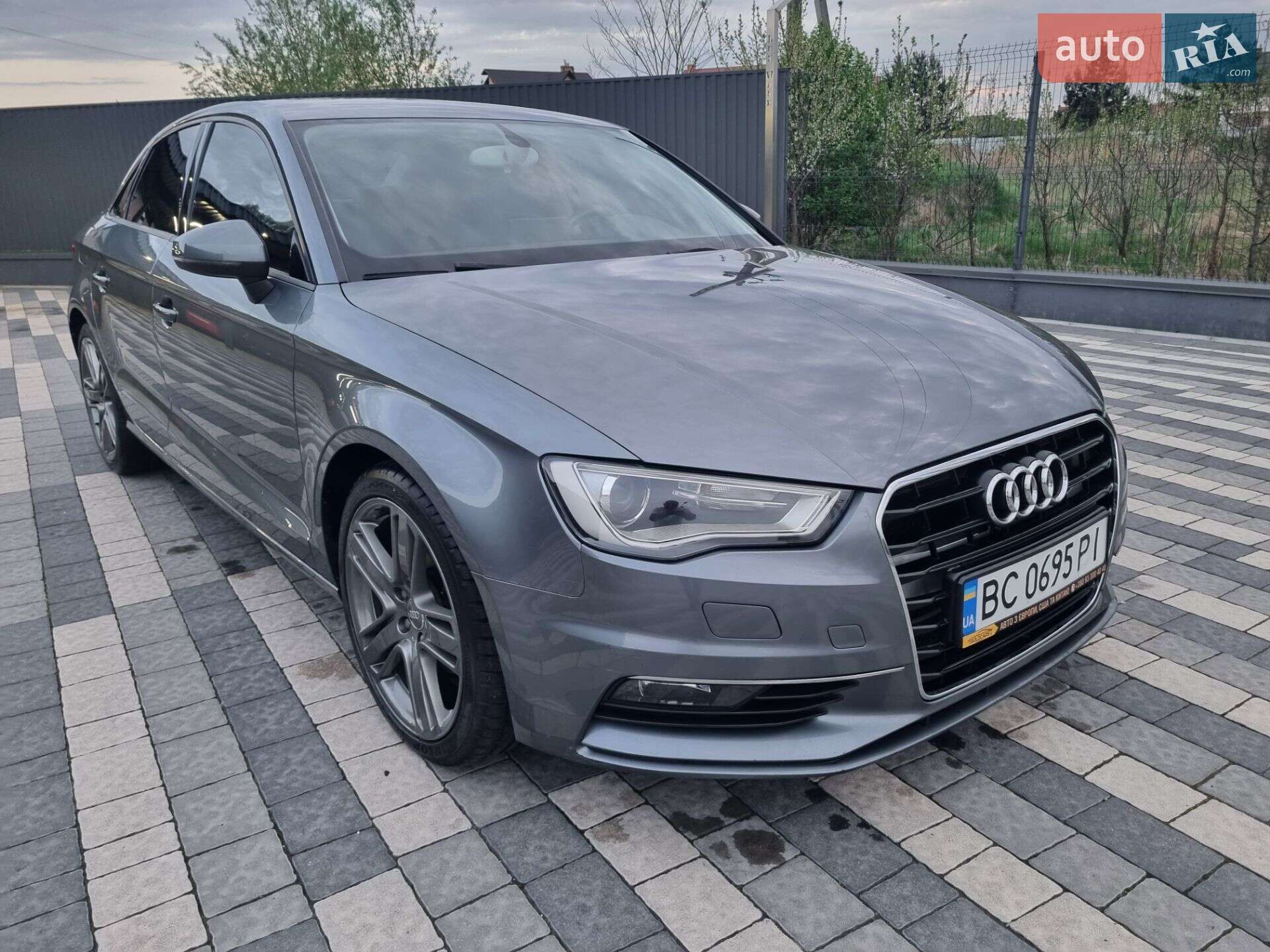 AUDI A3 2015