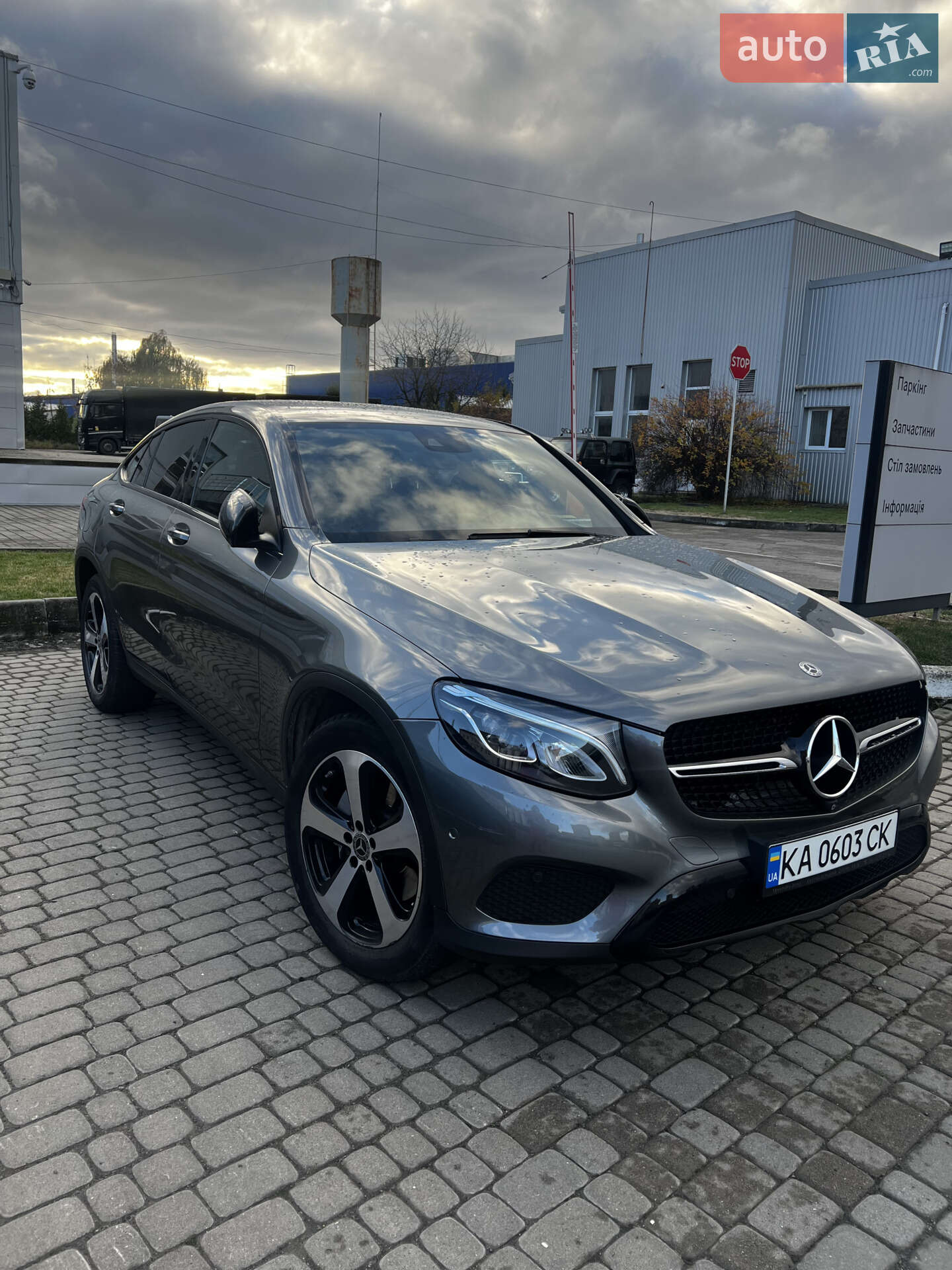 MERCEDES-BENZ GLC 220D 2018