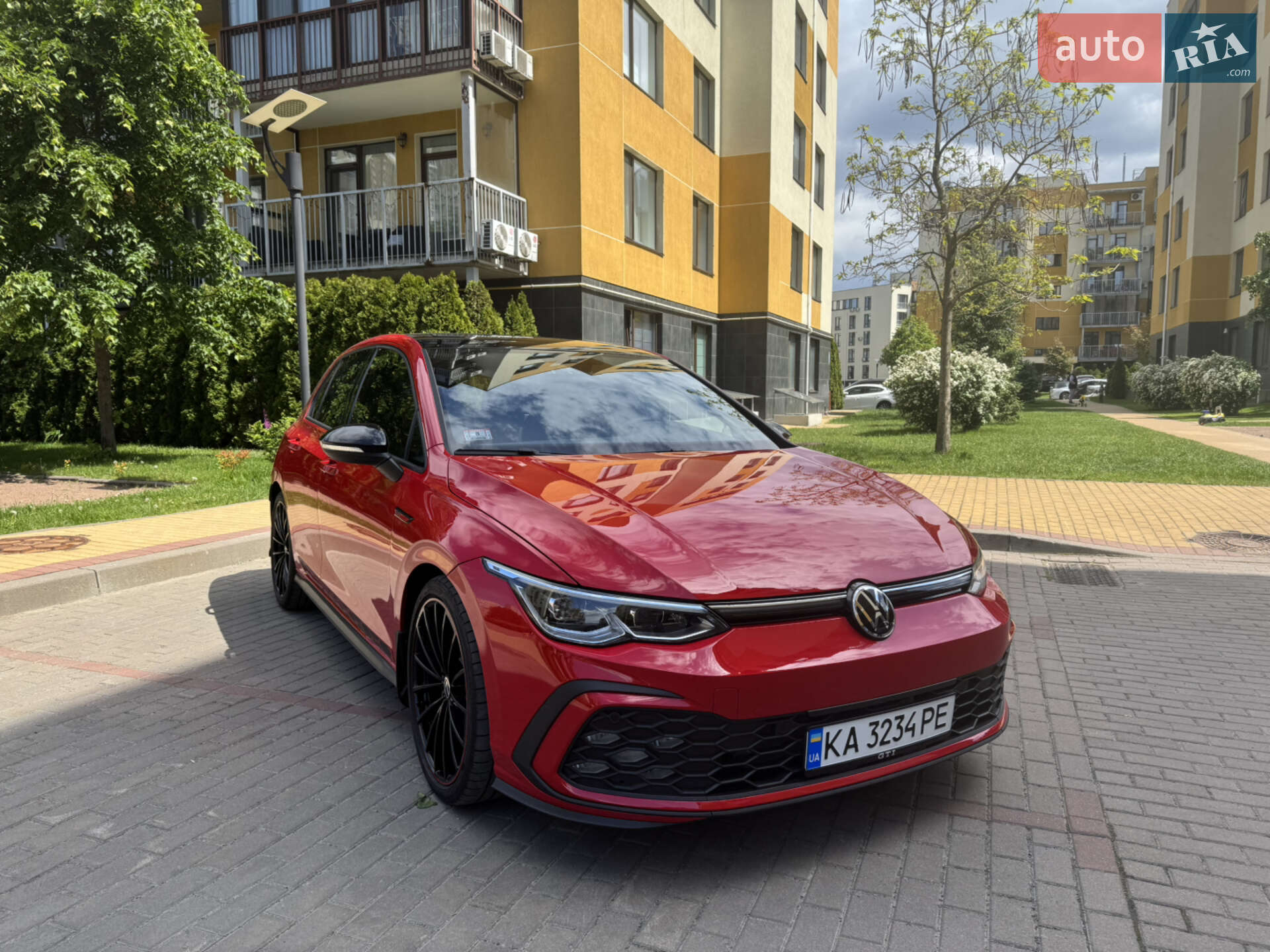 VOLKSWAGEN GOLF GTI 2023