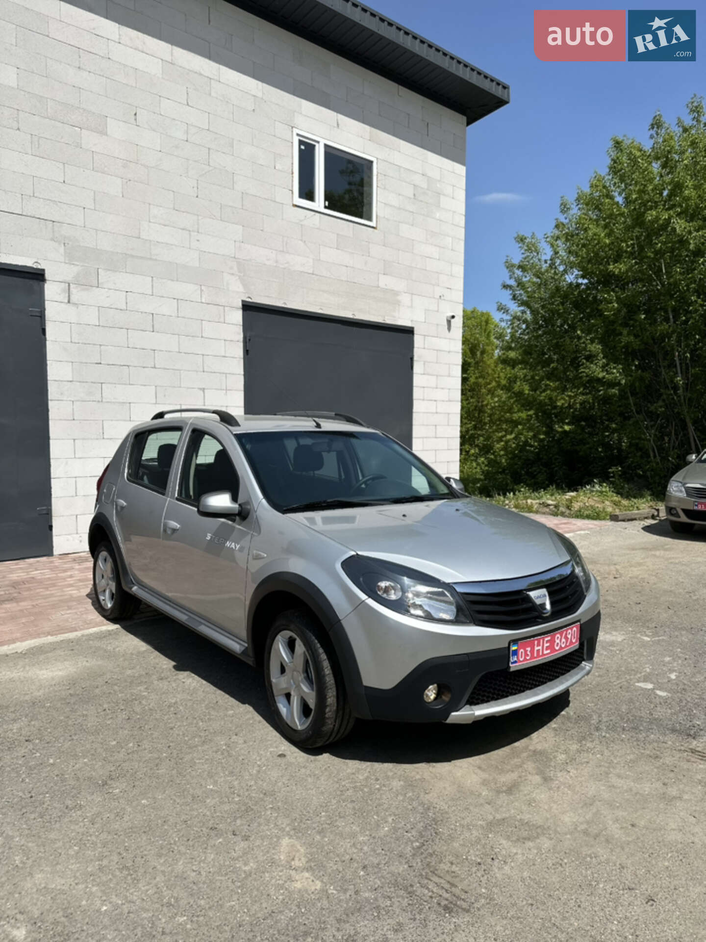 DACIA SANDERO 2010