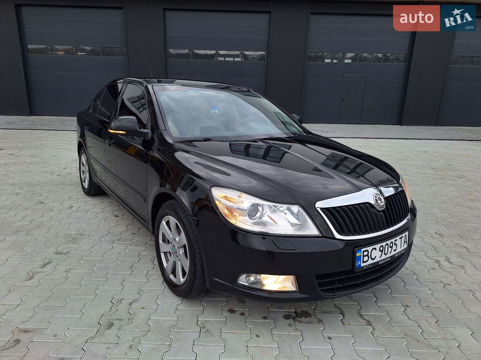 Головне фото звіту автомобіля SKODA OCTAVIA 2010