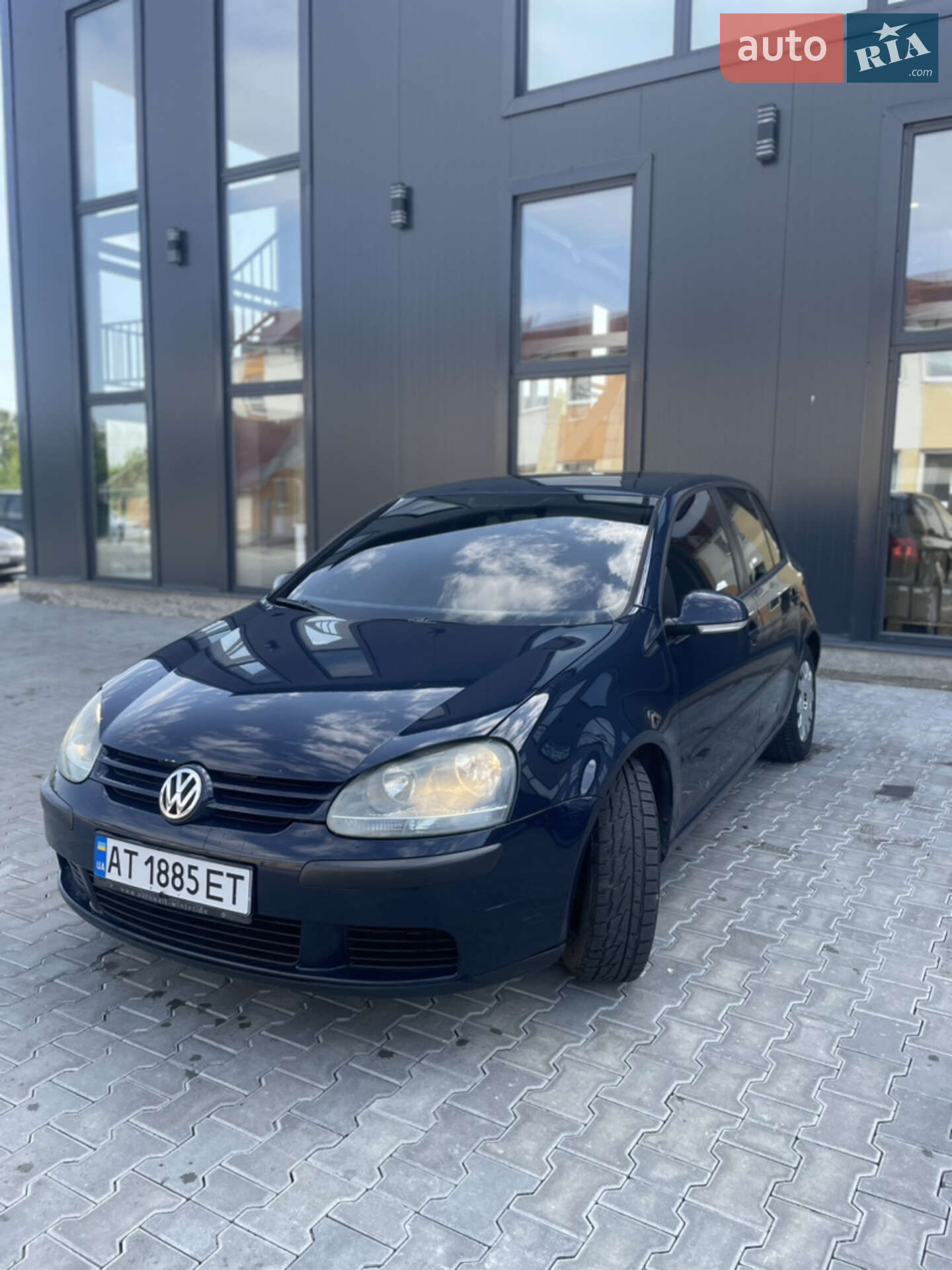 VOLKSWAGEN GOLF 2004