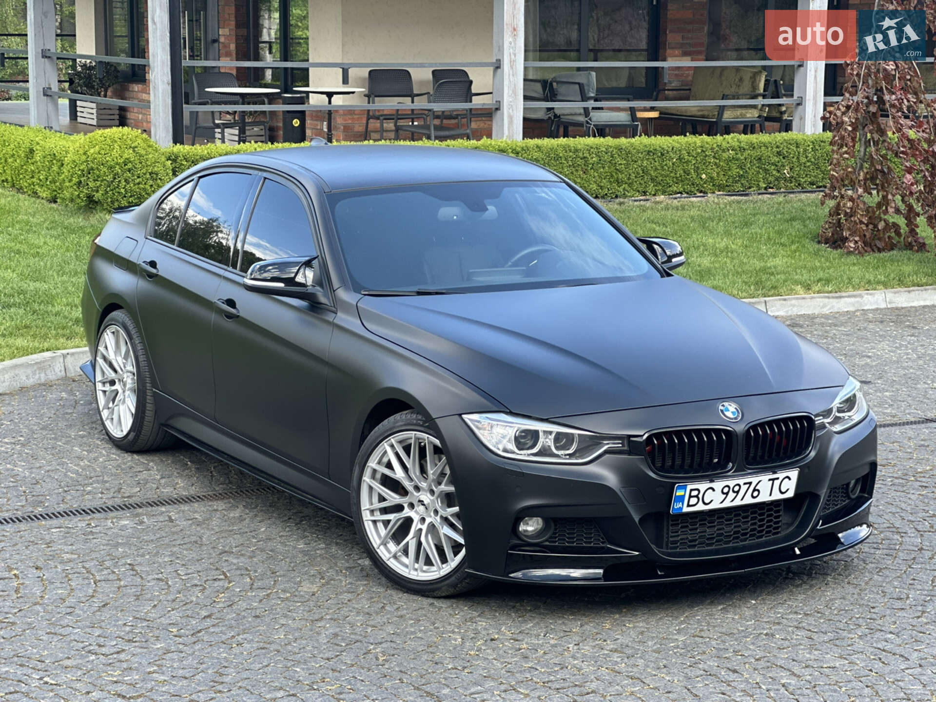 Головне фото звіту автомобіля BMW 328I 2012