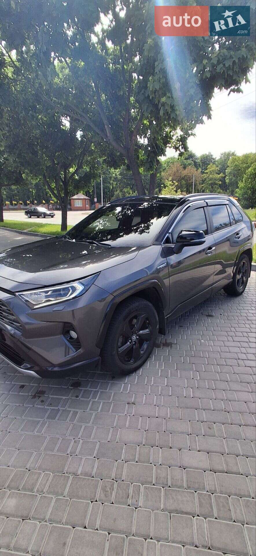 TOYOTA RAV-4 HYBRID 2019