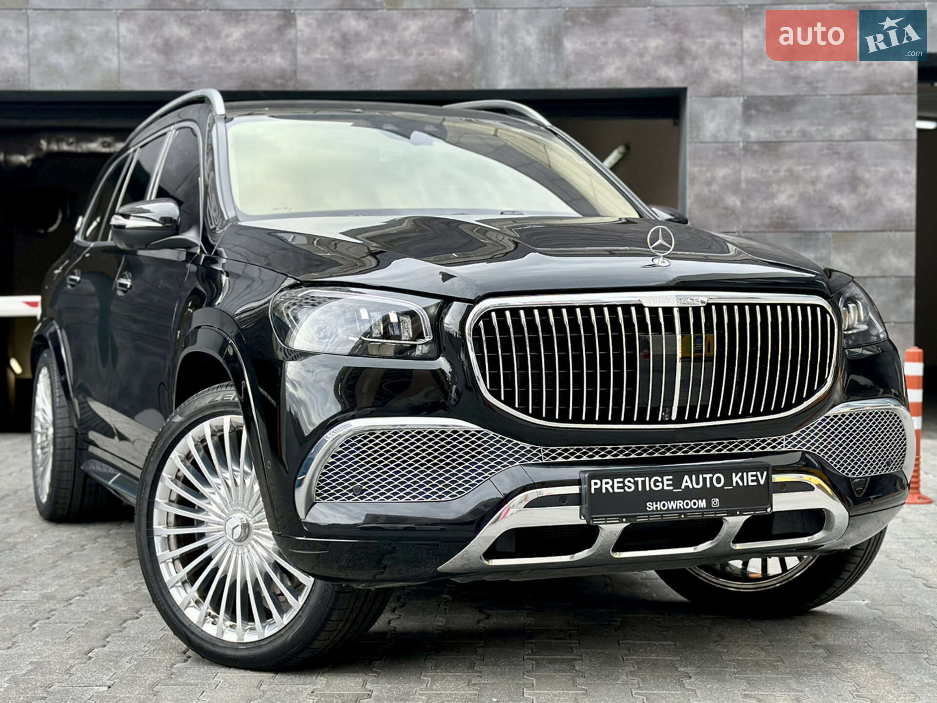 MERCEDES-BENZ MAYBACH GLS 600 2021