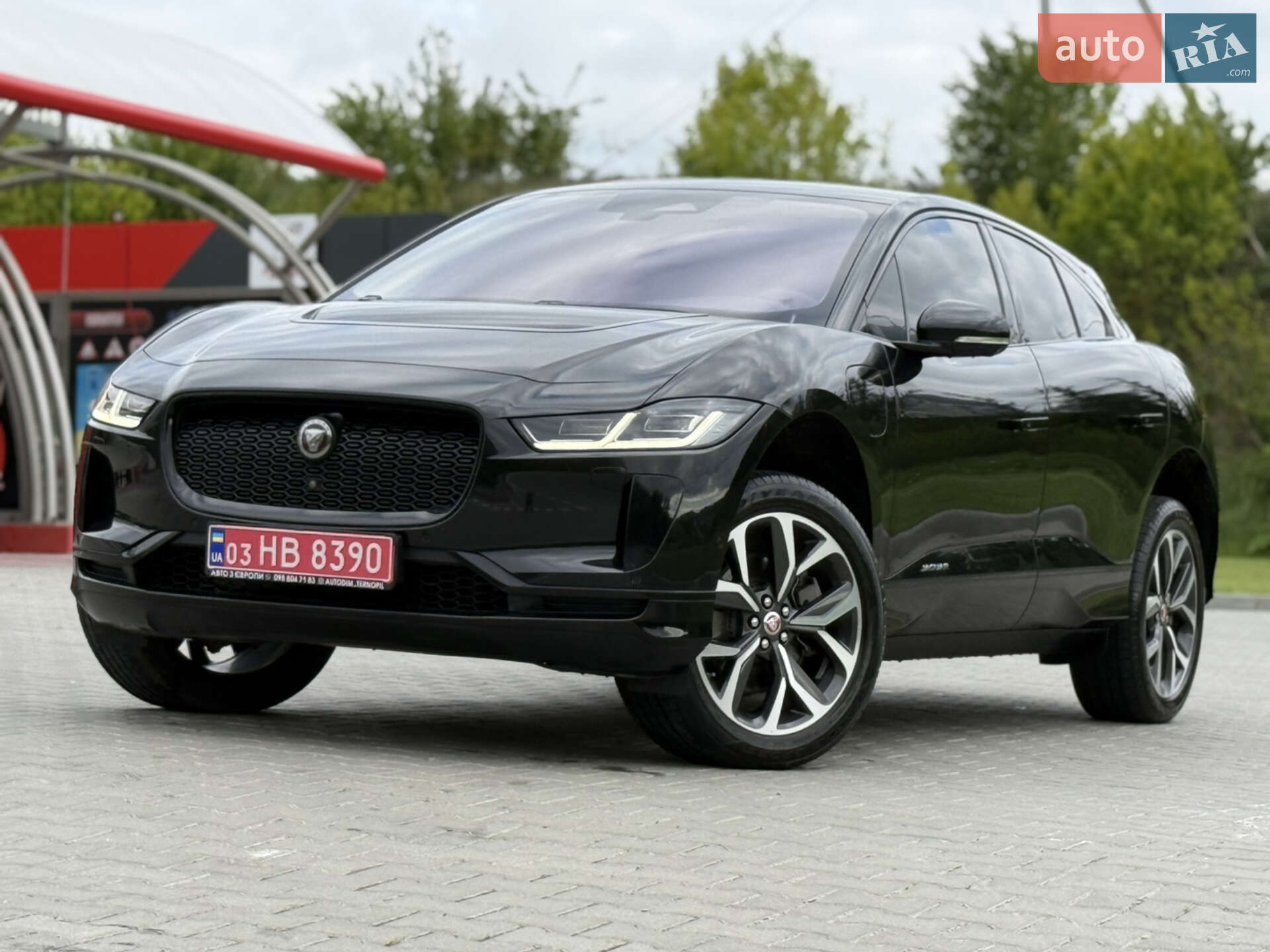 Головне фото звіту автомобіля JAGUAR I-PACE 2020