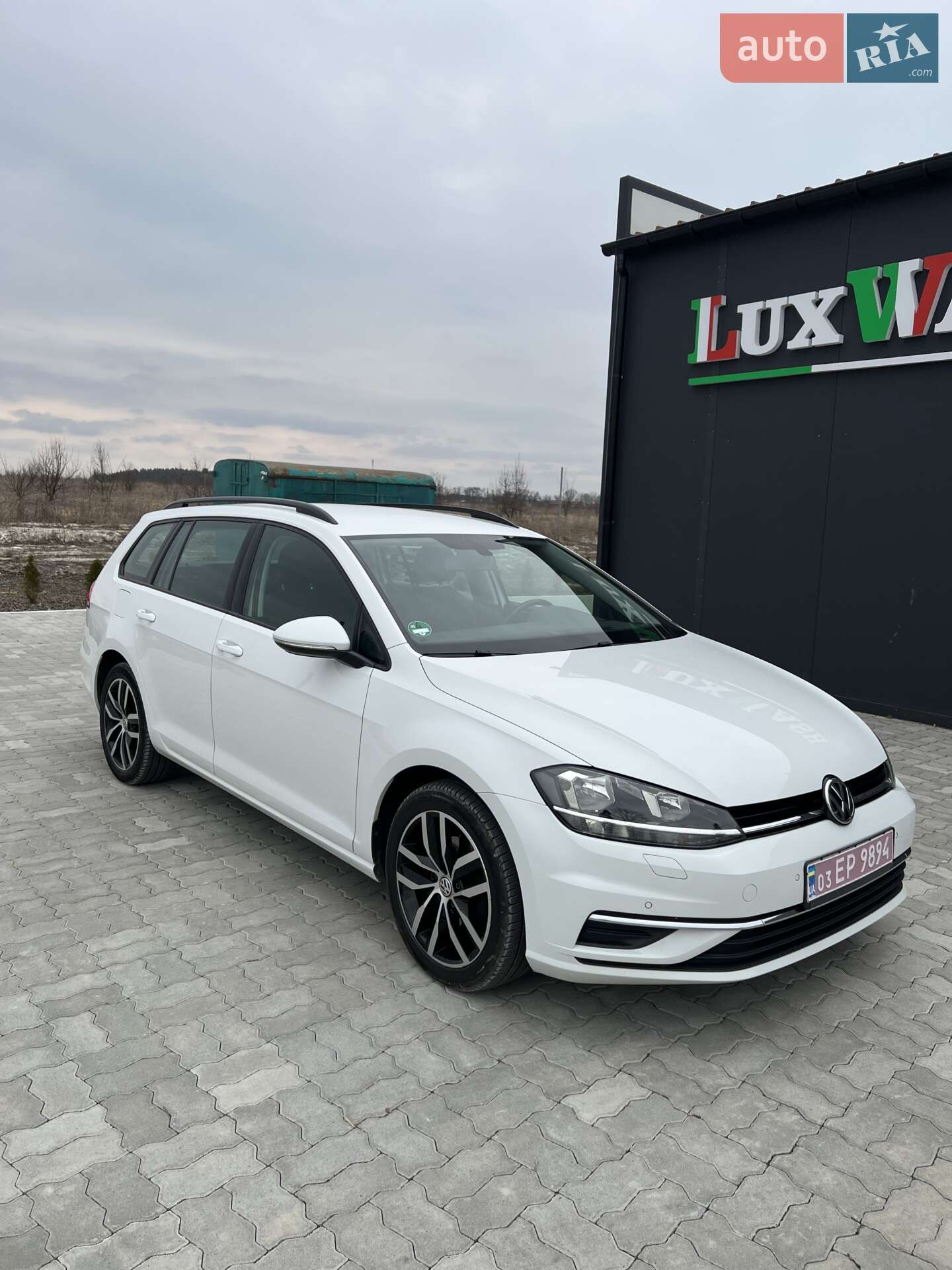 VOLKSWAGEN GOLF 2020