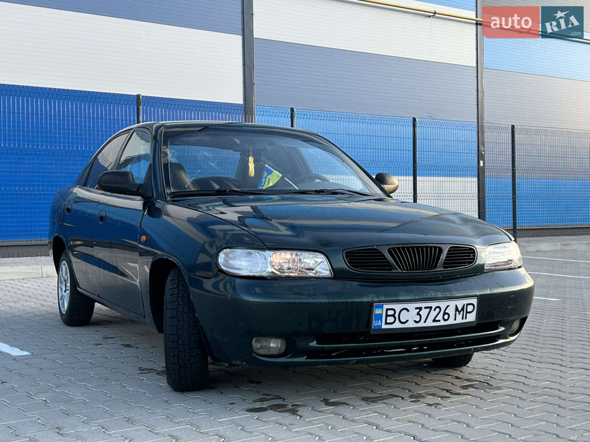 Головне фото звіту автомобіля DAEWOO NUBIRA 1998