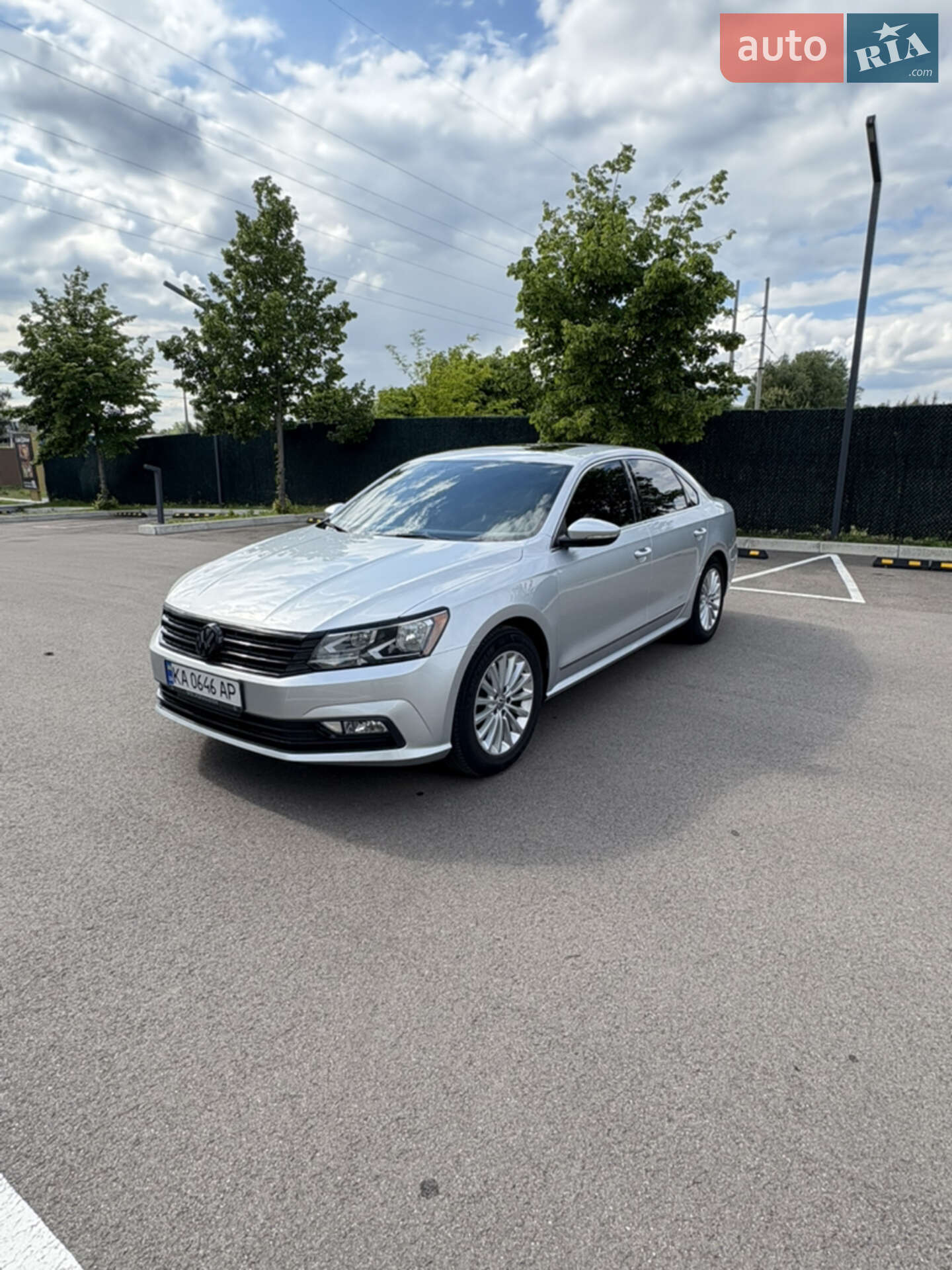 VOLKSWAGEN PASSAT 2015