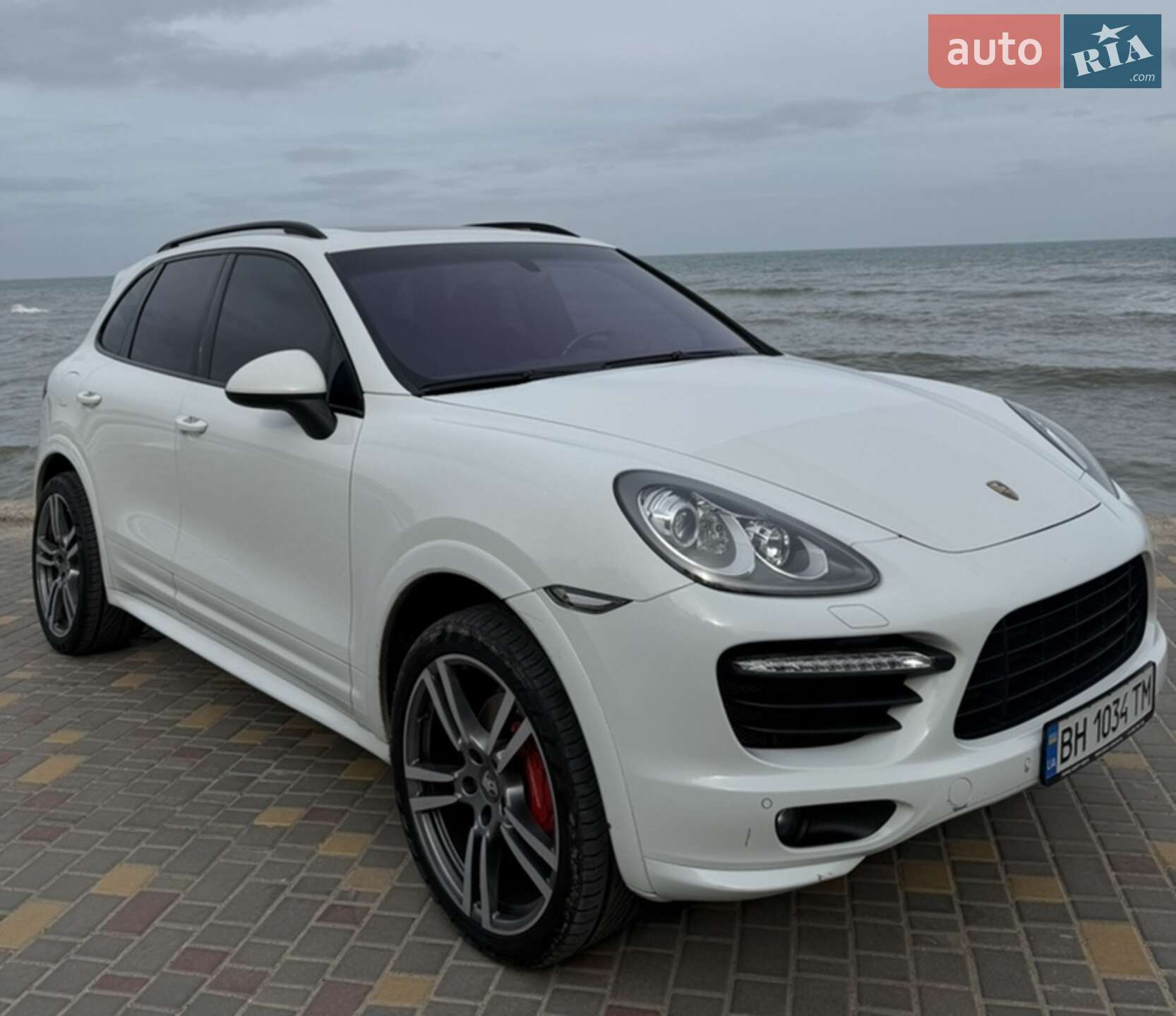PORSCHE CAYENNE 2012