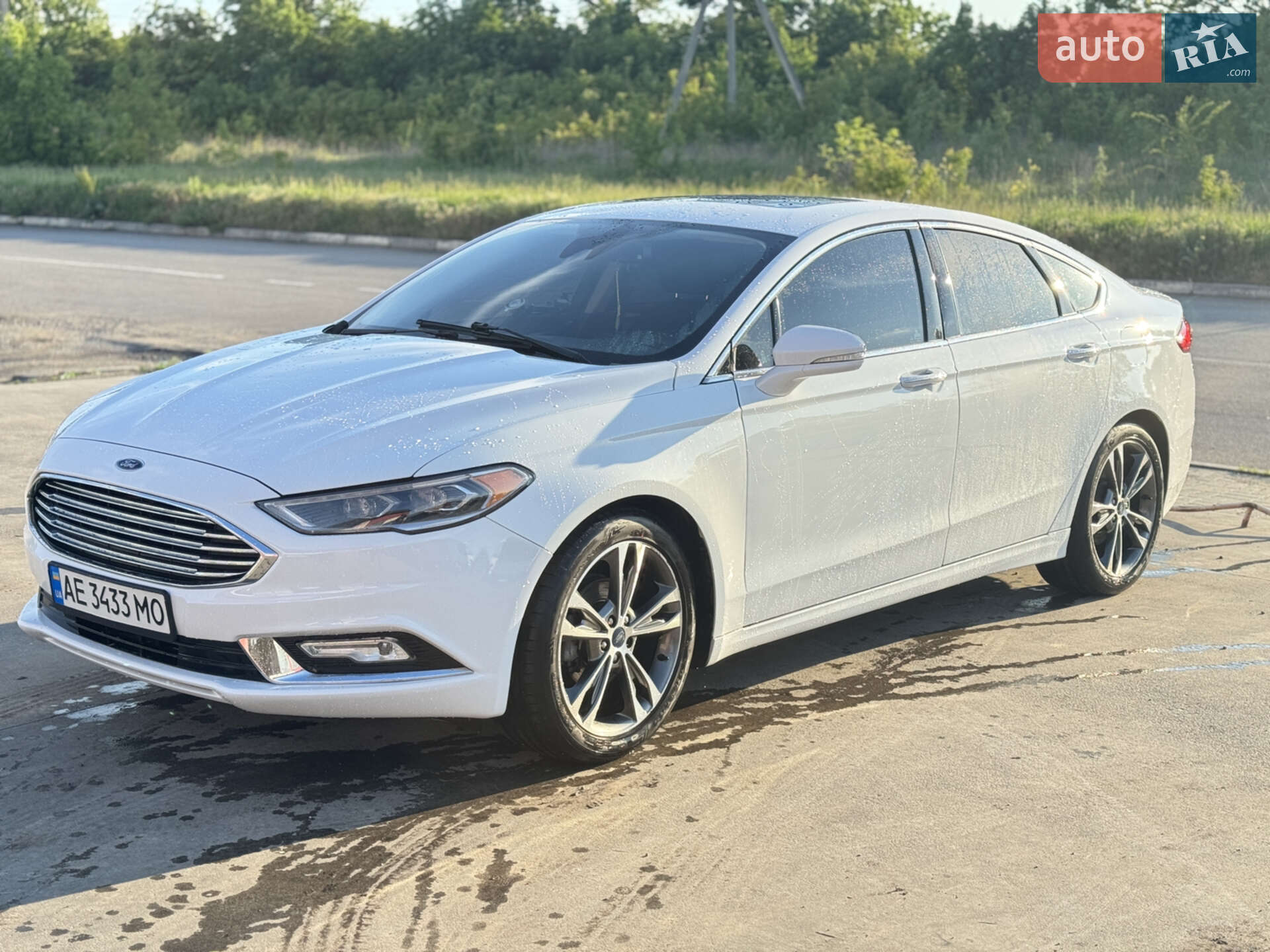 Головне фото звіту автомобіля FORD FUSION 2017