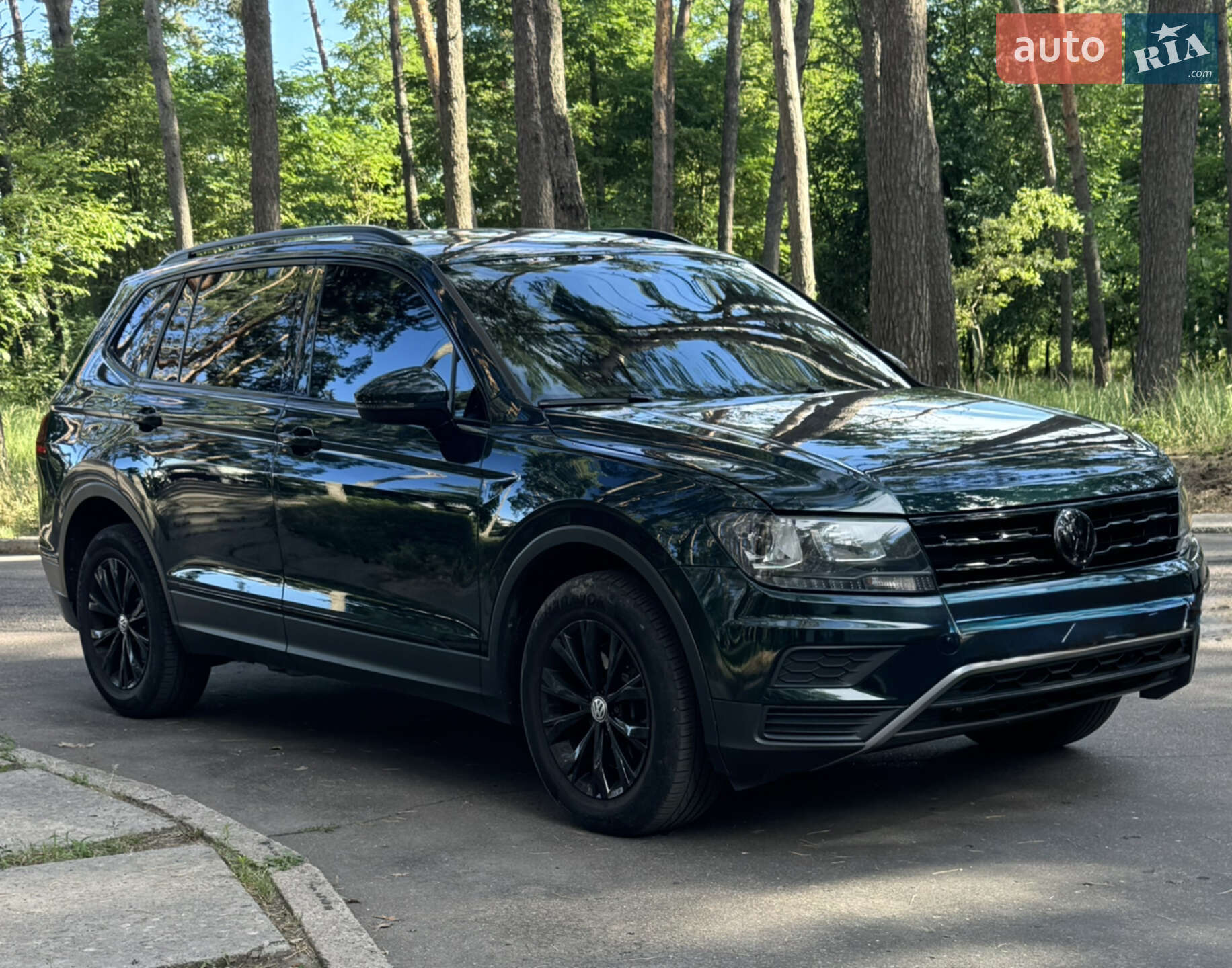 VOLKSWAGEN TIGUAN 2017