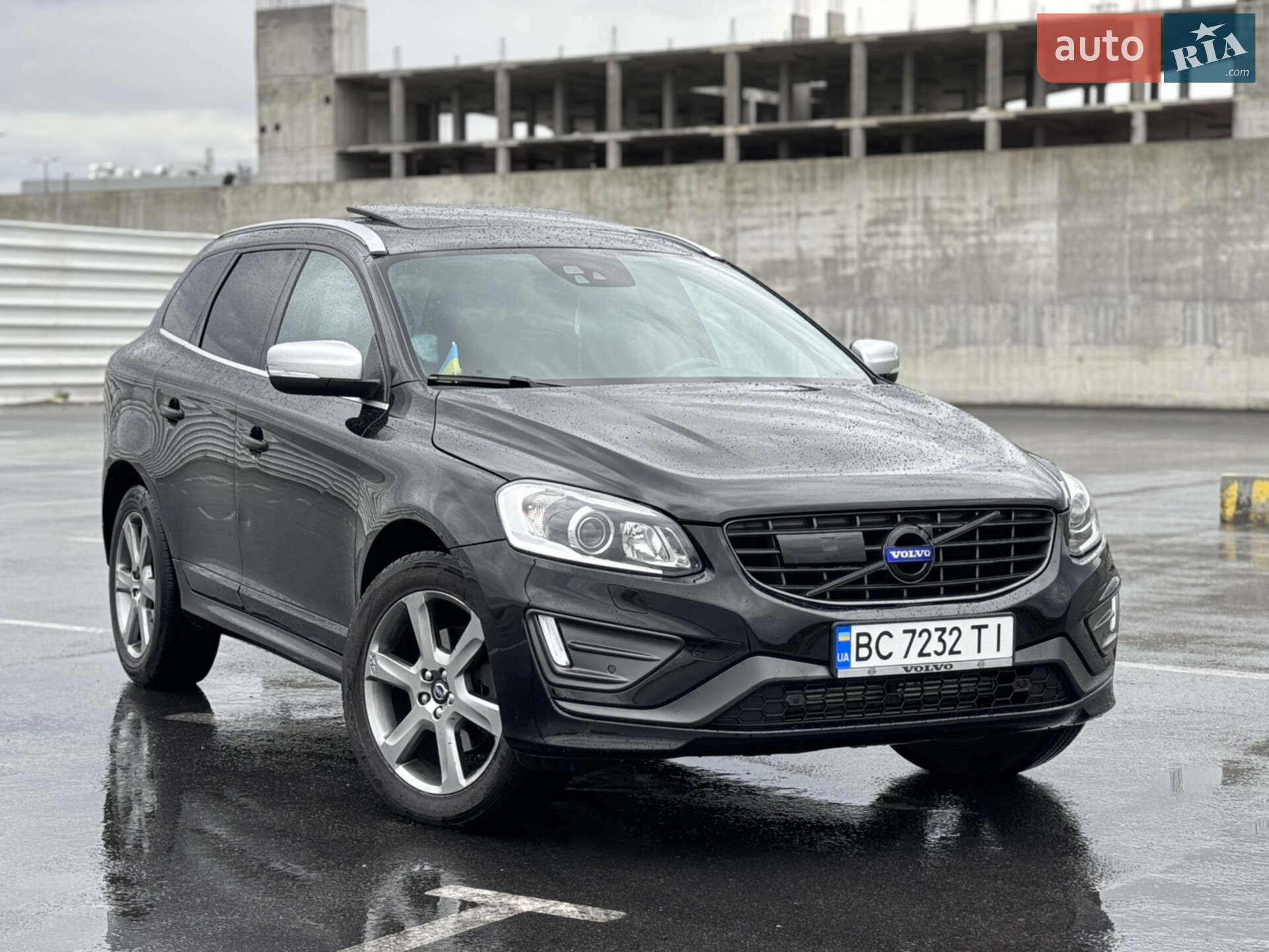 VOLVO XC60 2015