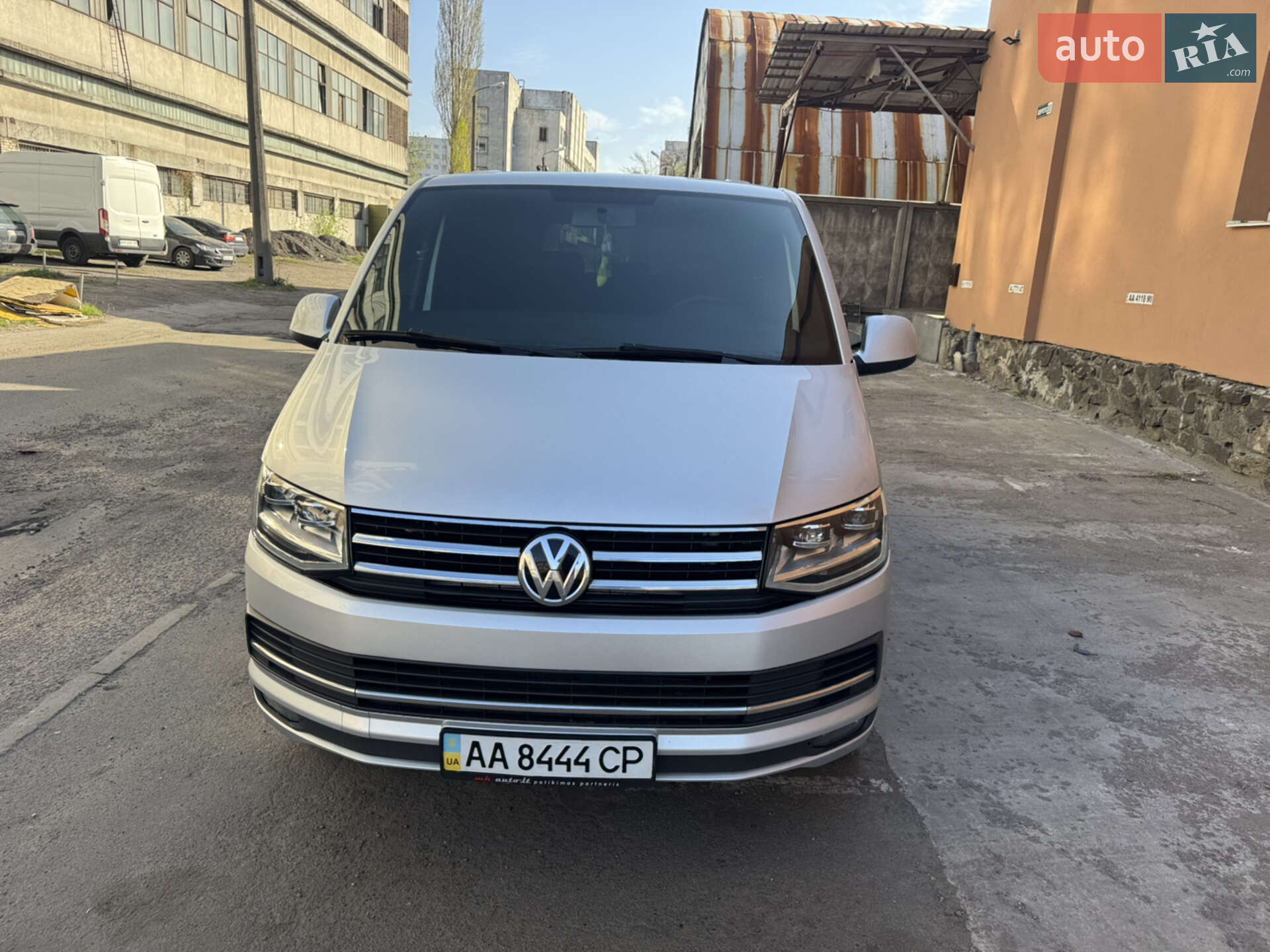 VOLKSWAGEN TRANSPORTER 2016