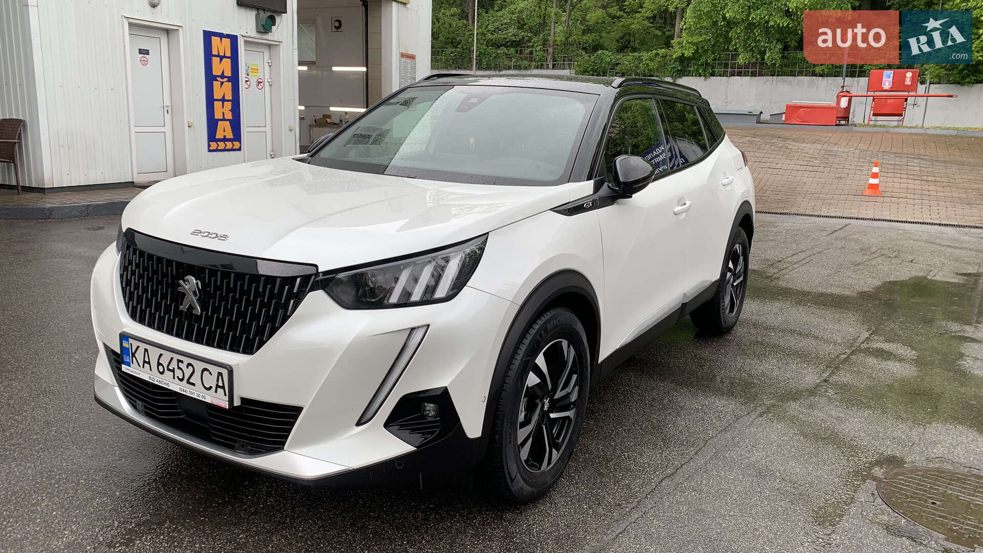 Головне фото звіту автомобіля PEUGEOT 2008 2021