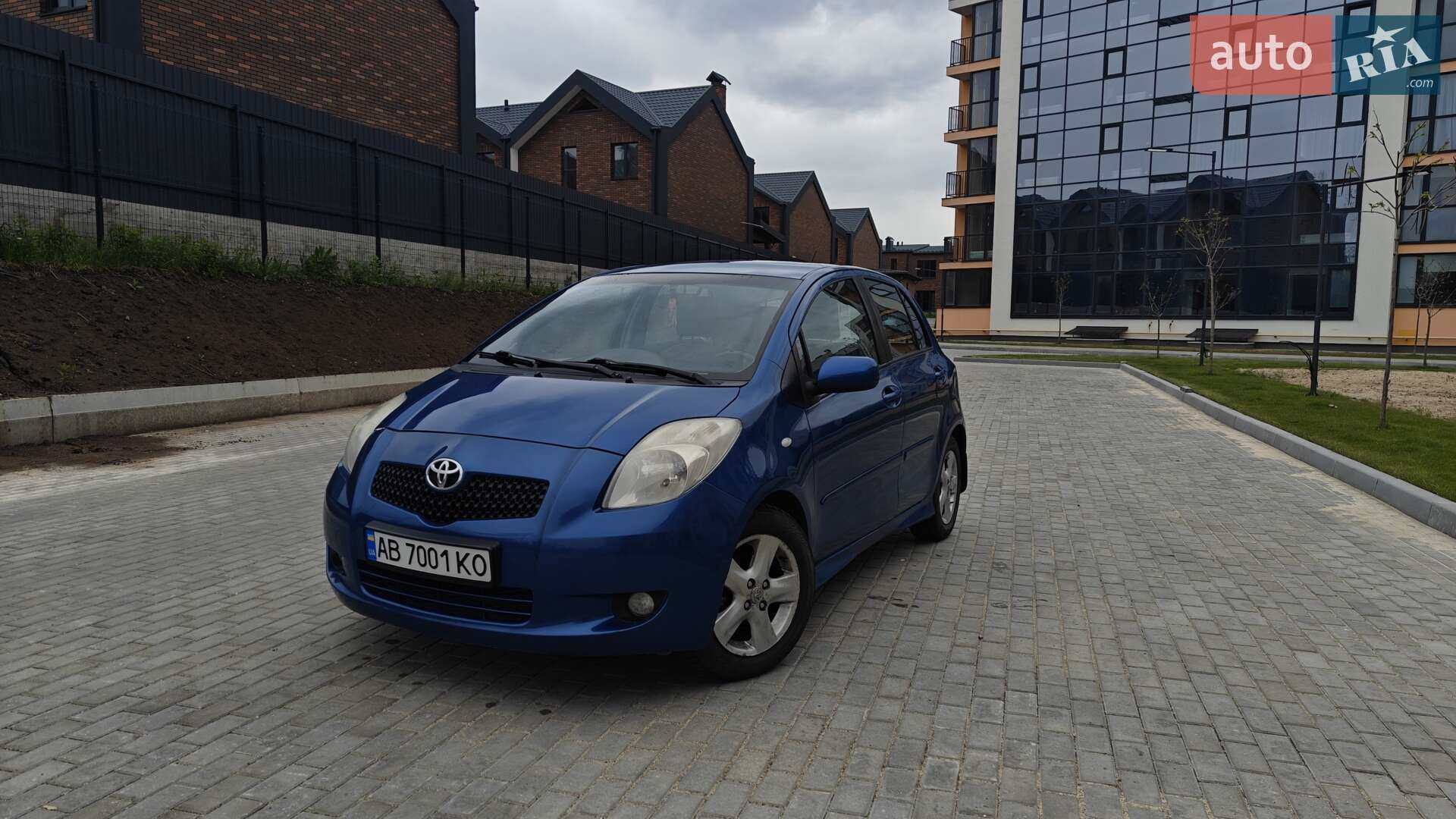 TOYOTA YARIS 2007