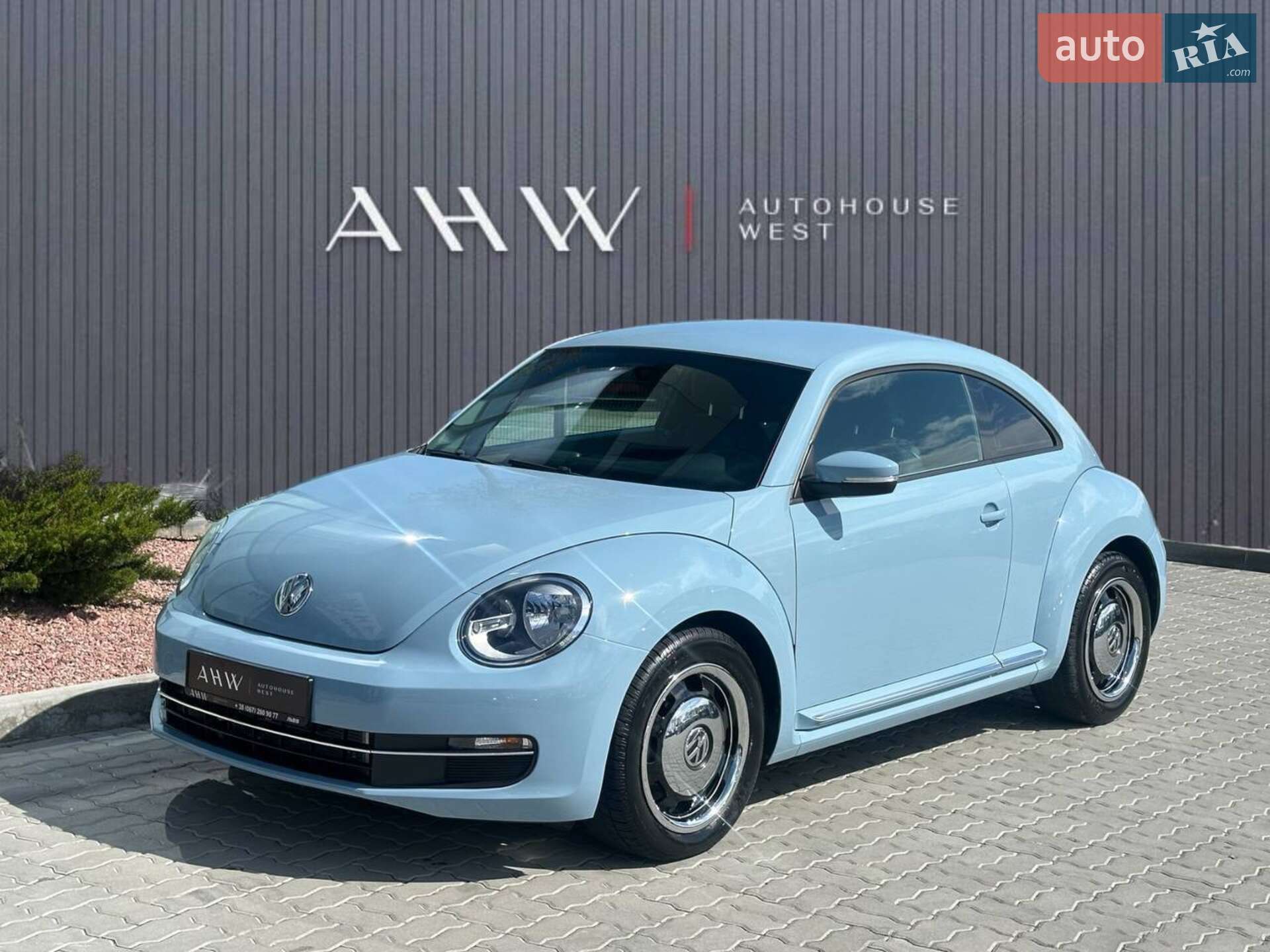 VOLKSWAGEN BEETLE 2015