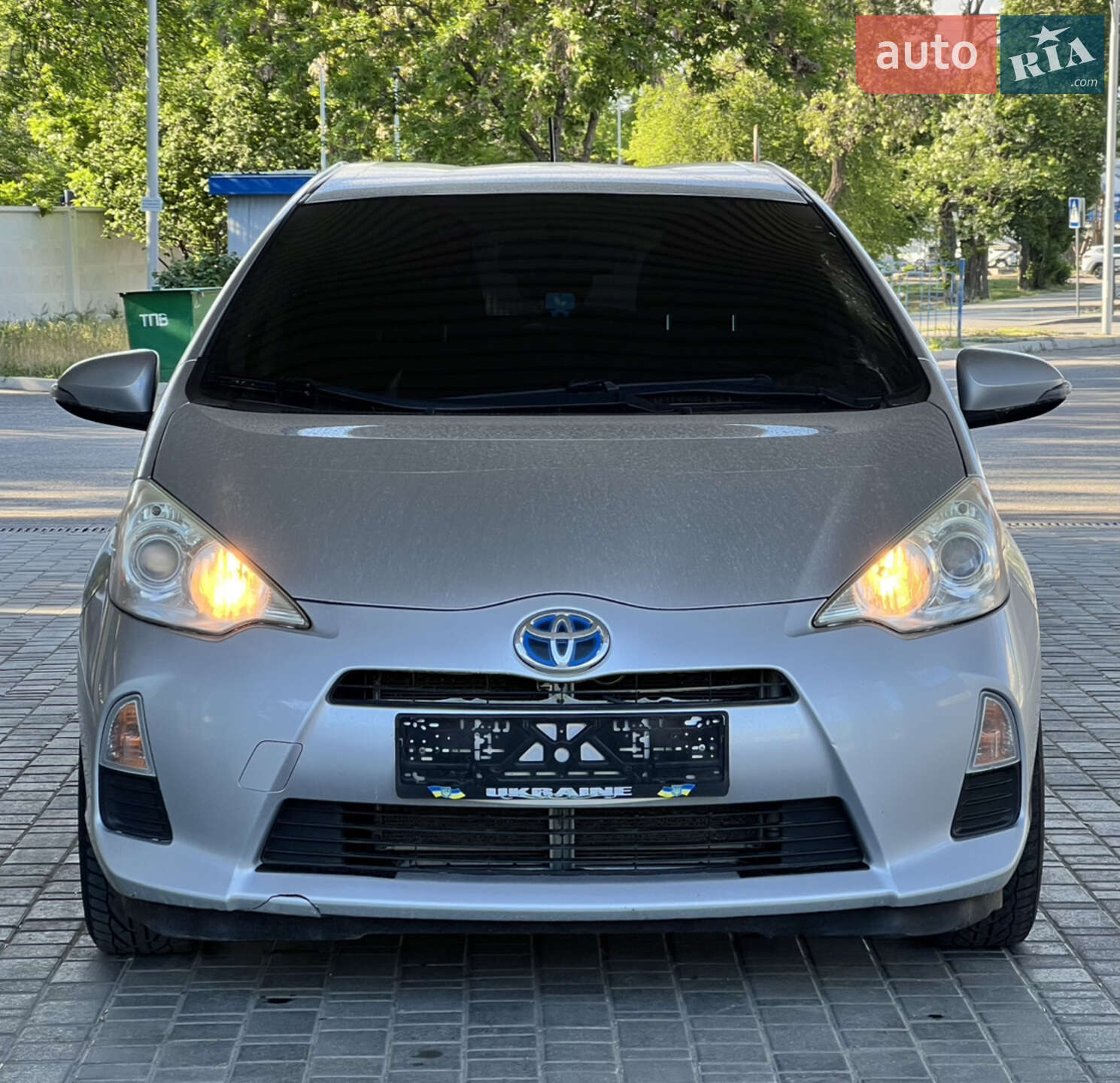 TOYOTA PRIUS C 2013