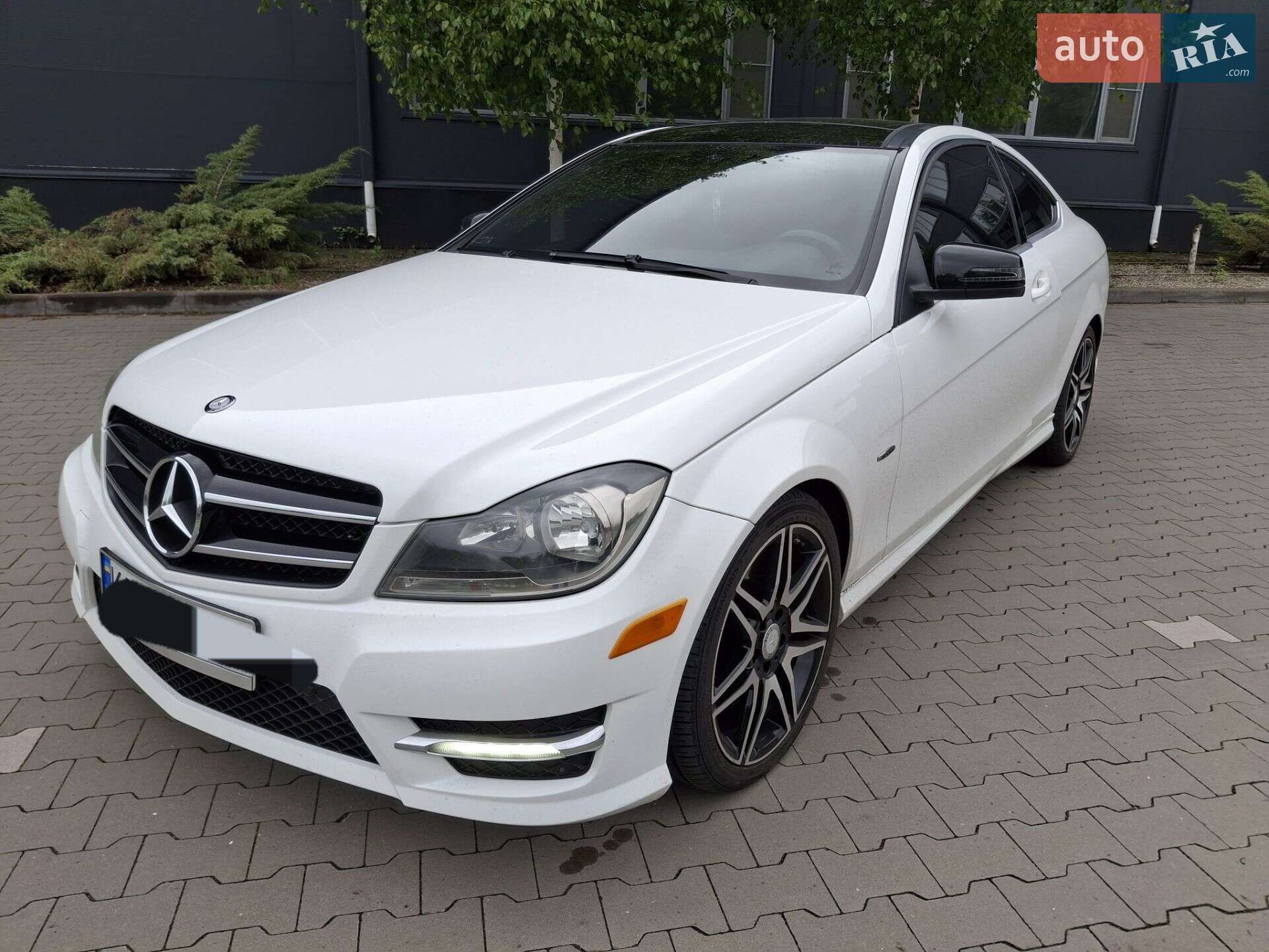 MERCEDES-BENZ C 250 2012