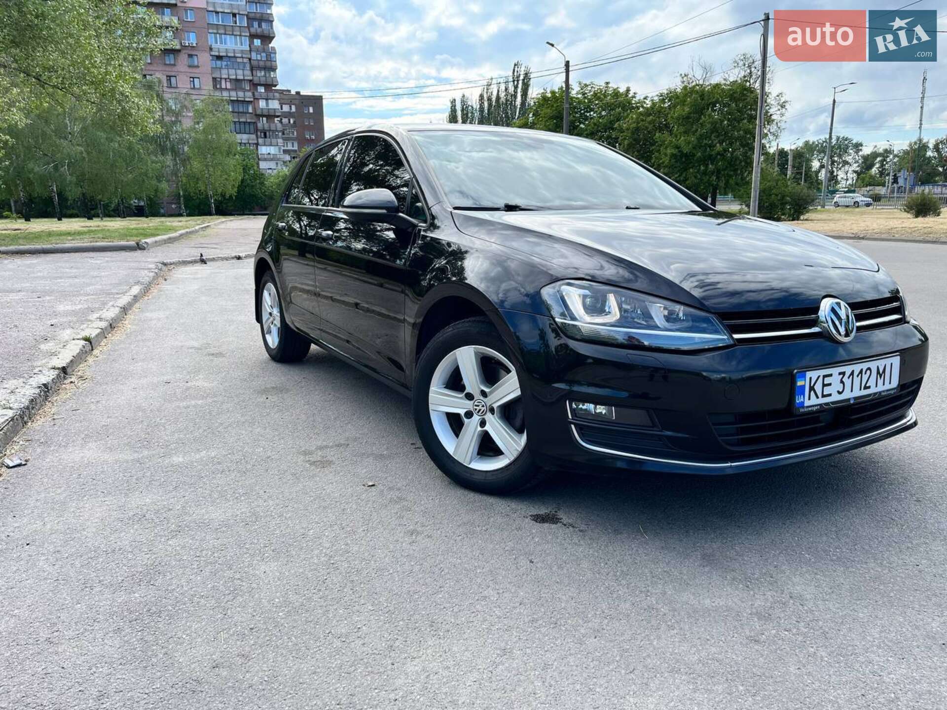 VOLKSWAGEN GOLF 2016
