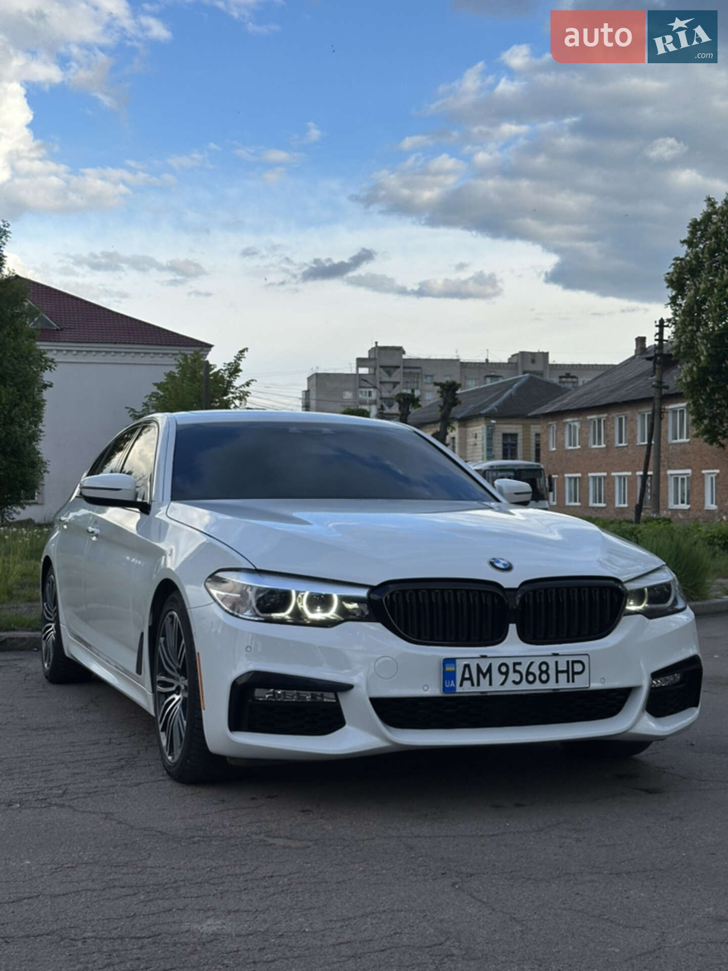 Головне фото звіту автомобіля BMW 530I 2017