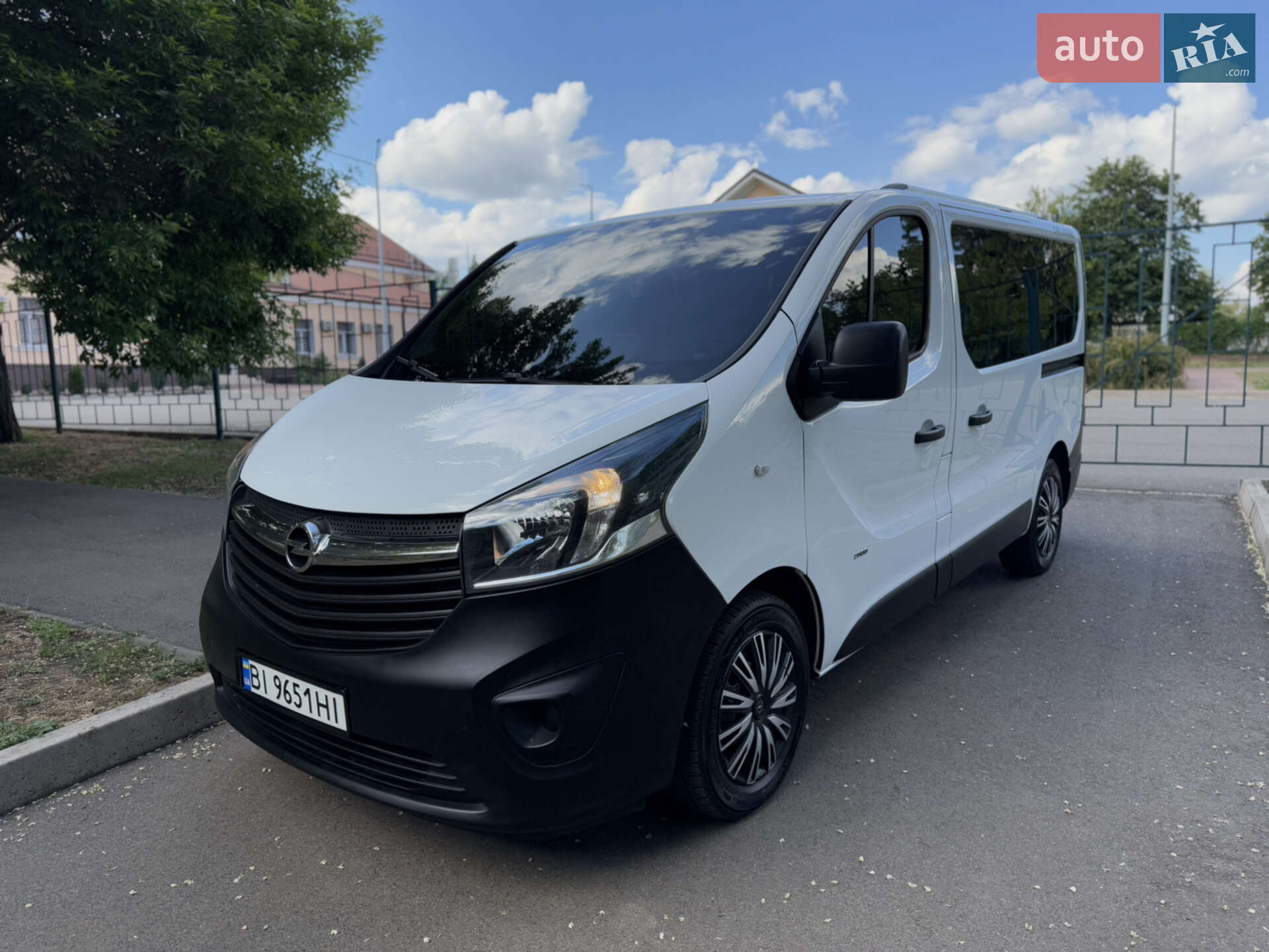 OPEL VIVARO 2016