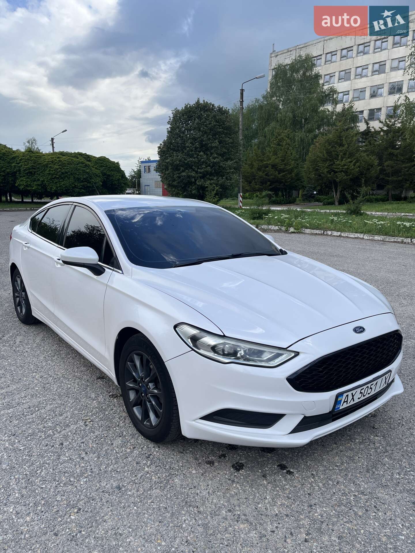 Головне фото звіту автомобіля FORD FUSION 2017