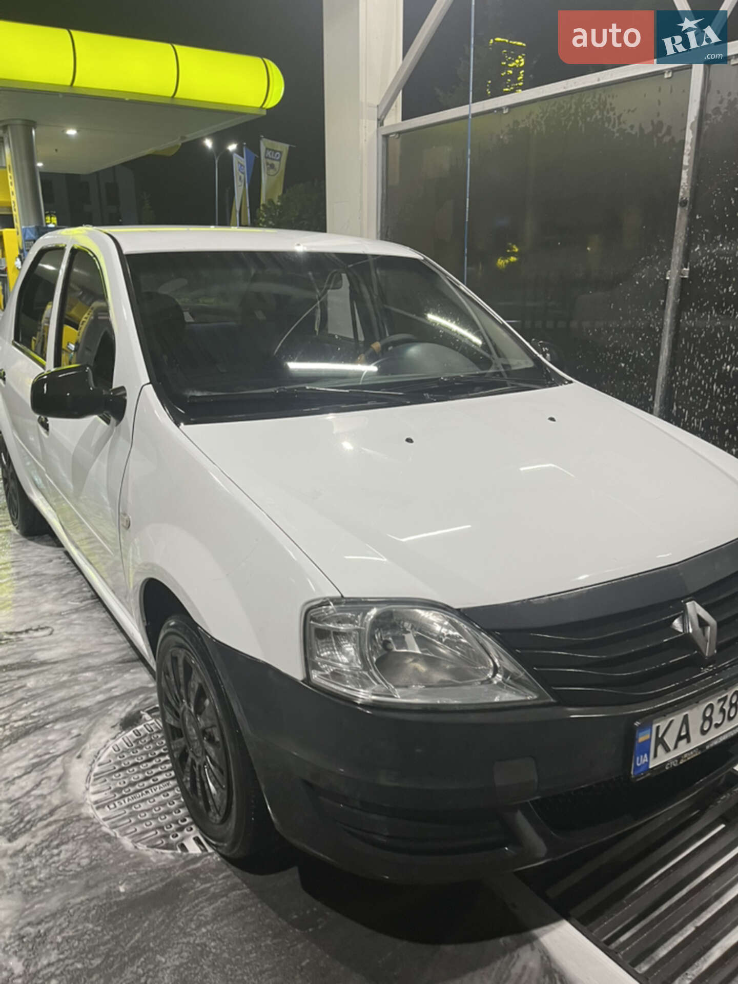 RENAULT LOGAN 2012