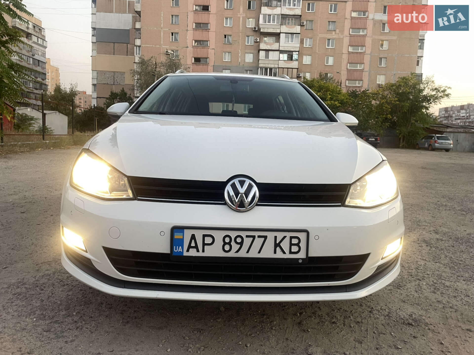 VOLKSWAGEN GOLF VARIANT 2013