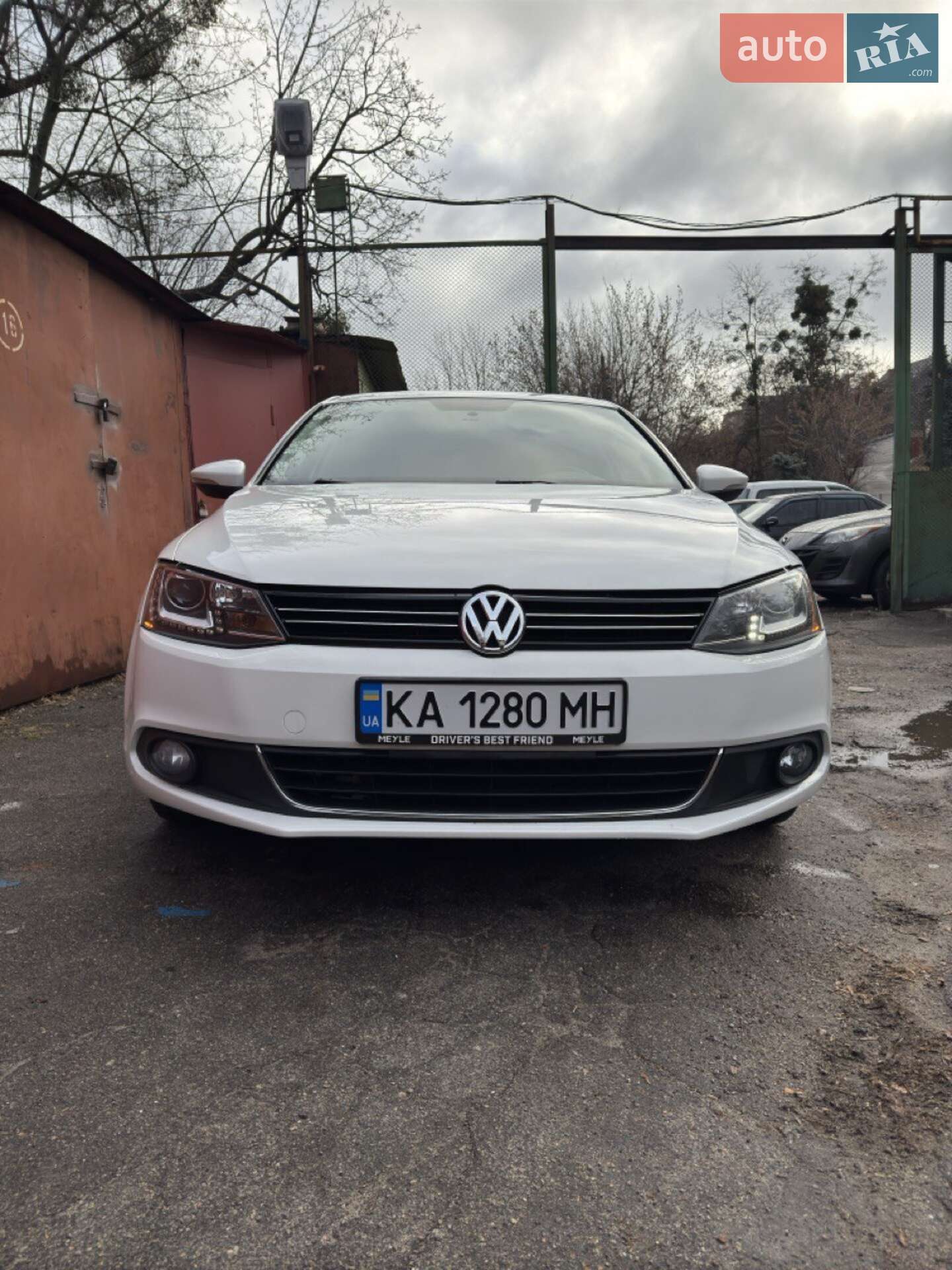 VOLKSWAGEN JETTA 2013