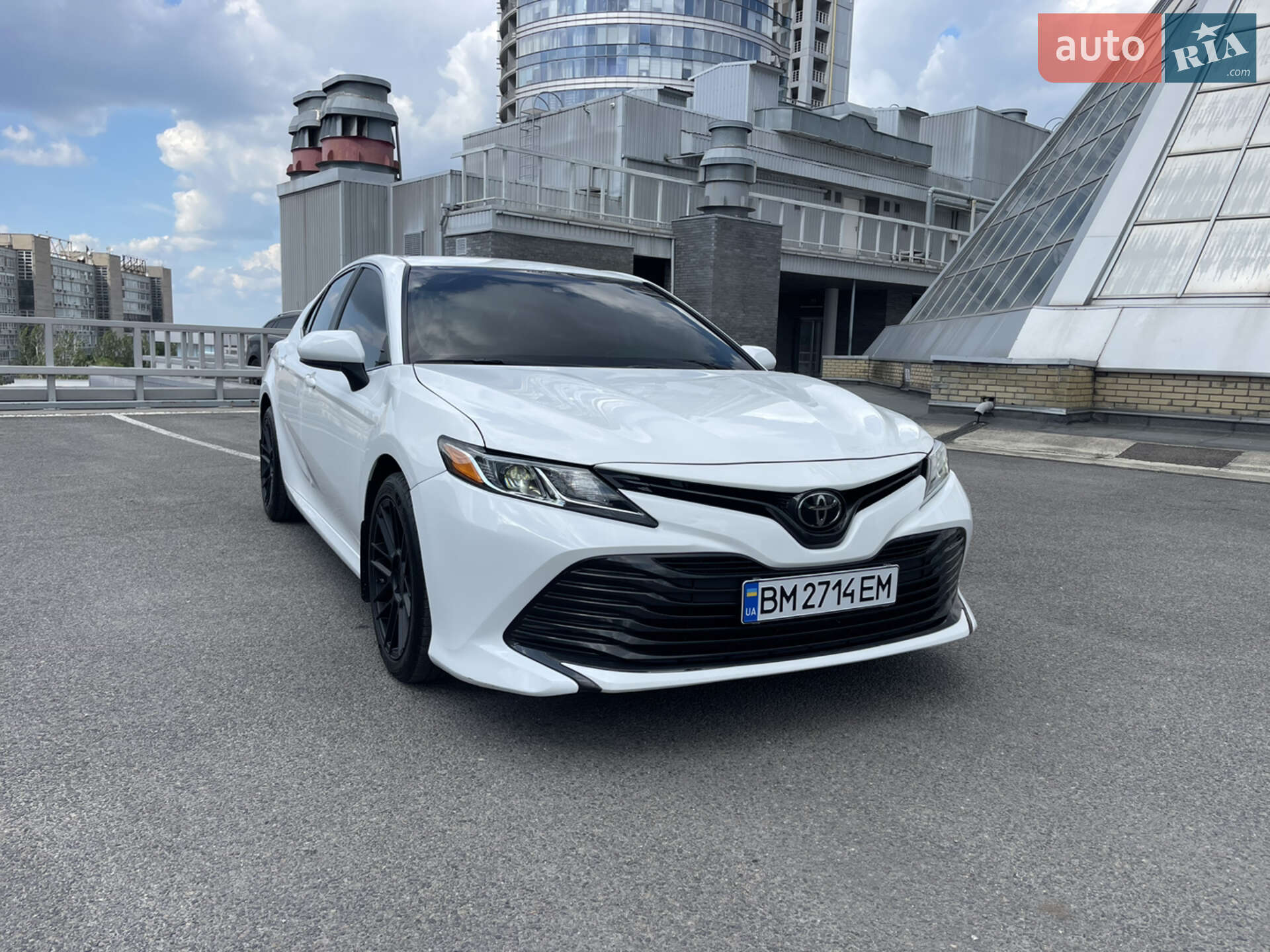 TOYOTA CAMRY