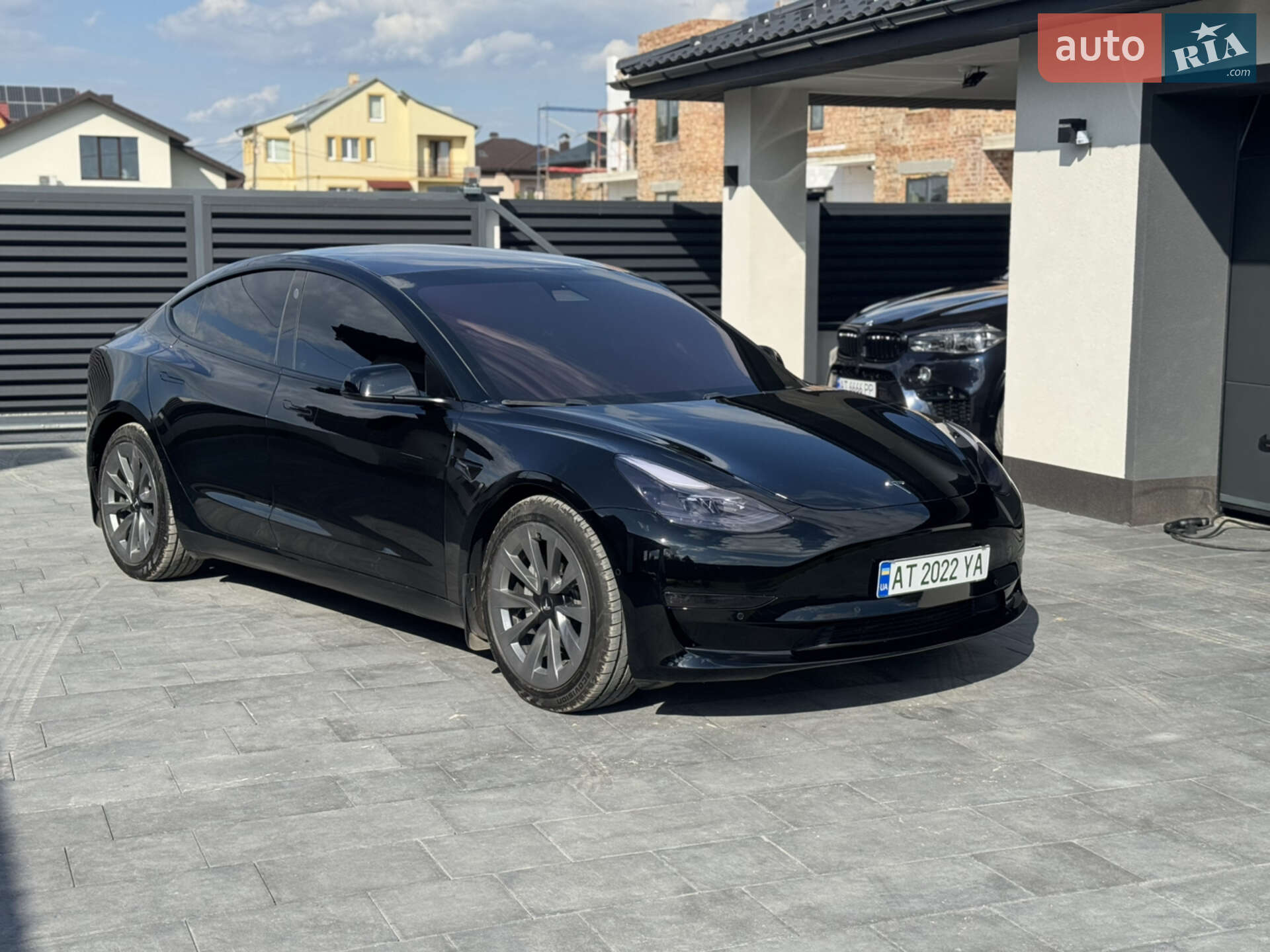 Головне фото звіту автомобіля TESLA MODEL 3 2021