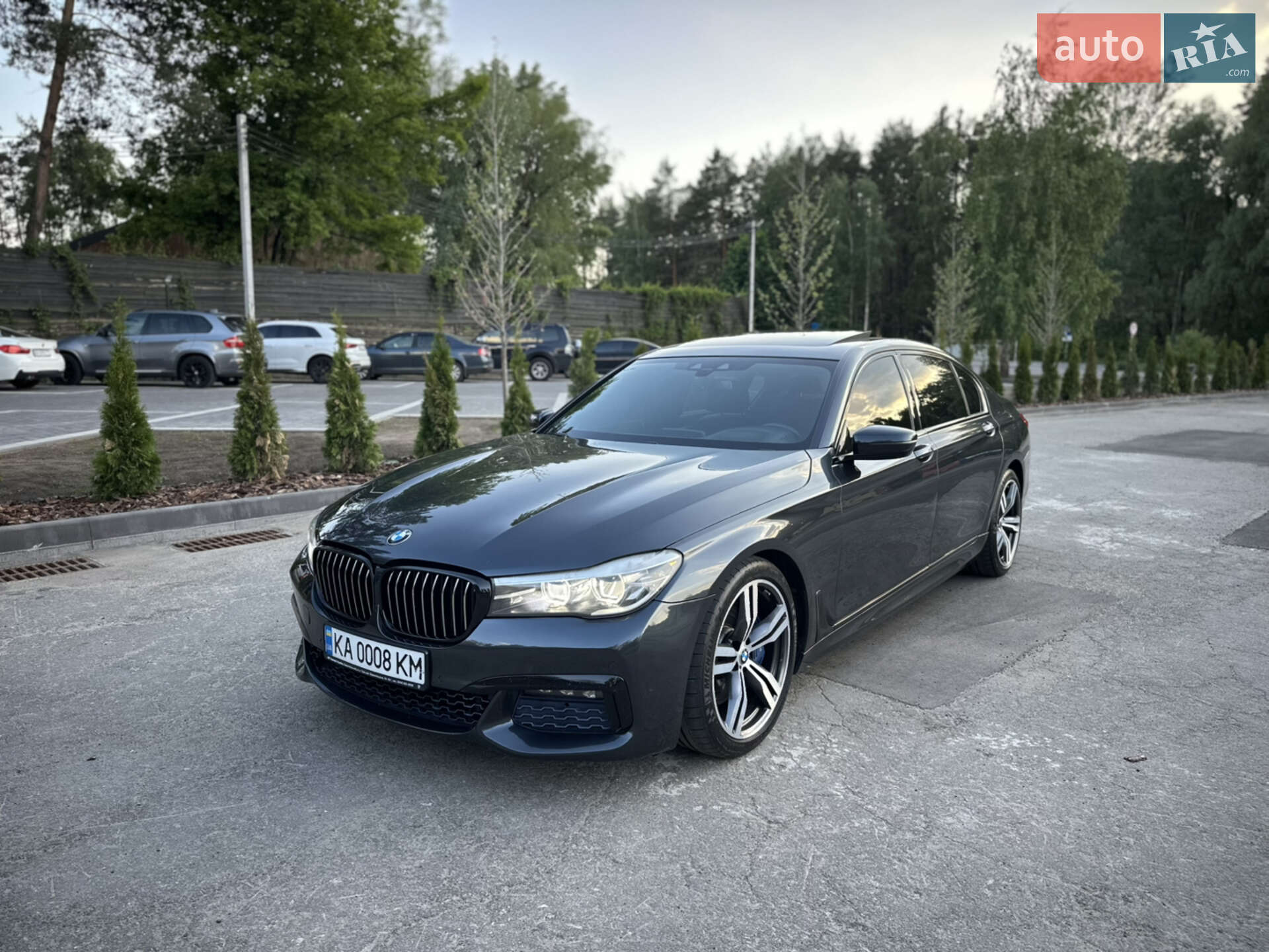 Головне фото звіту автомобіля BMW 740I 2017